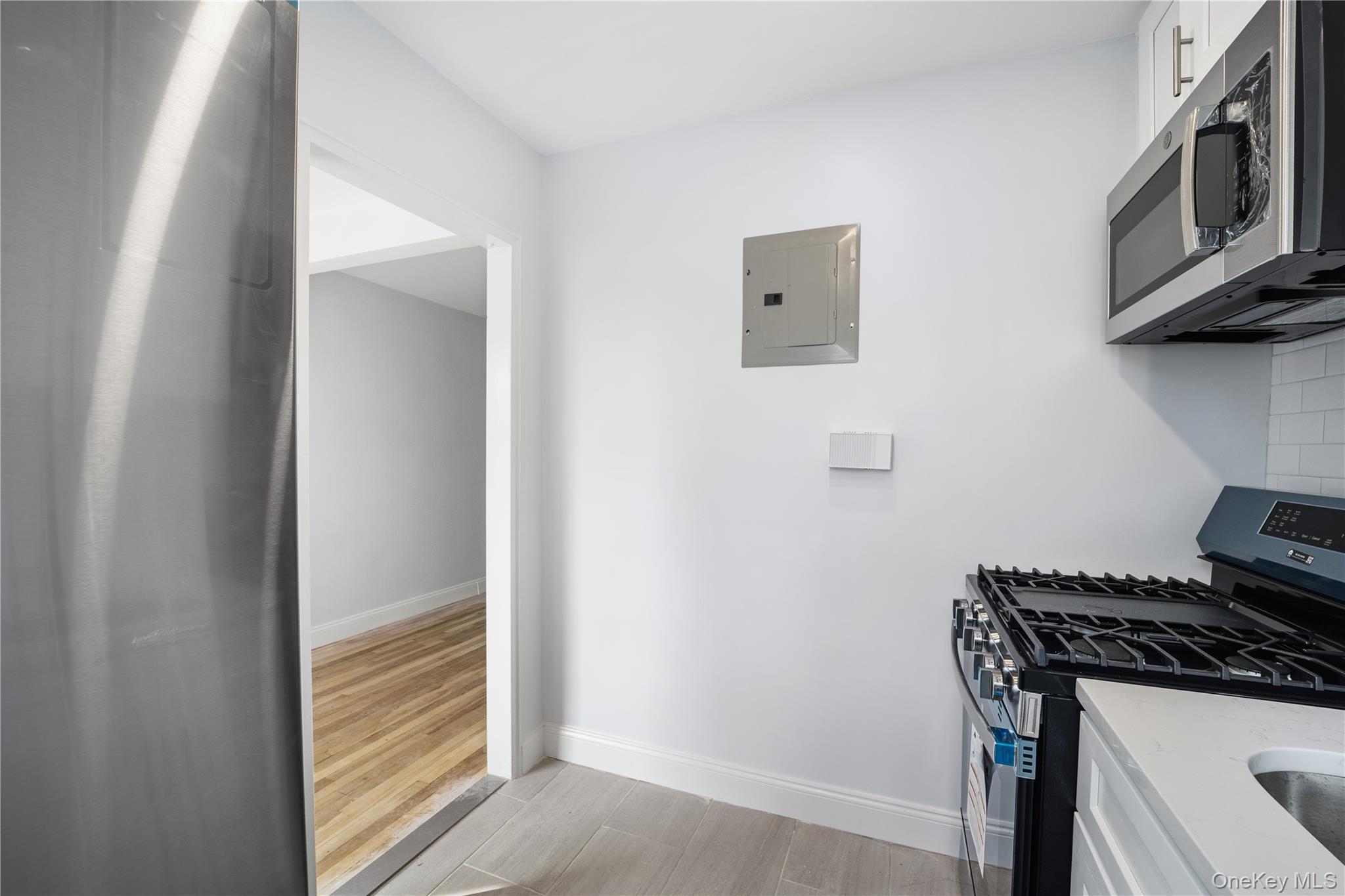 Coop Stronghurst  Queens, NY 11427, MLS-912340-11