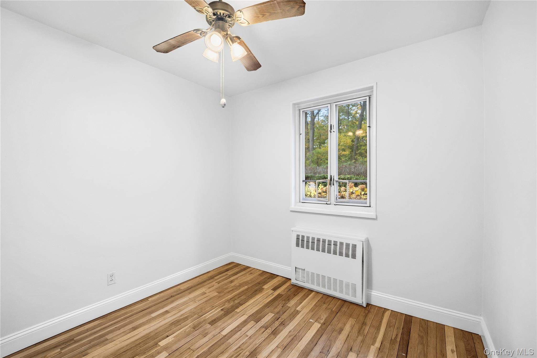 Coop Stronghurst  Queens, NY 11427, MLS-912340-12