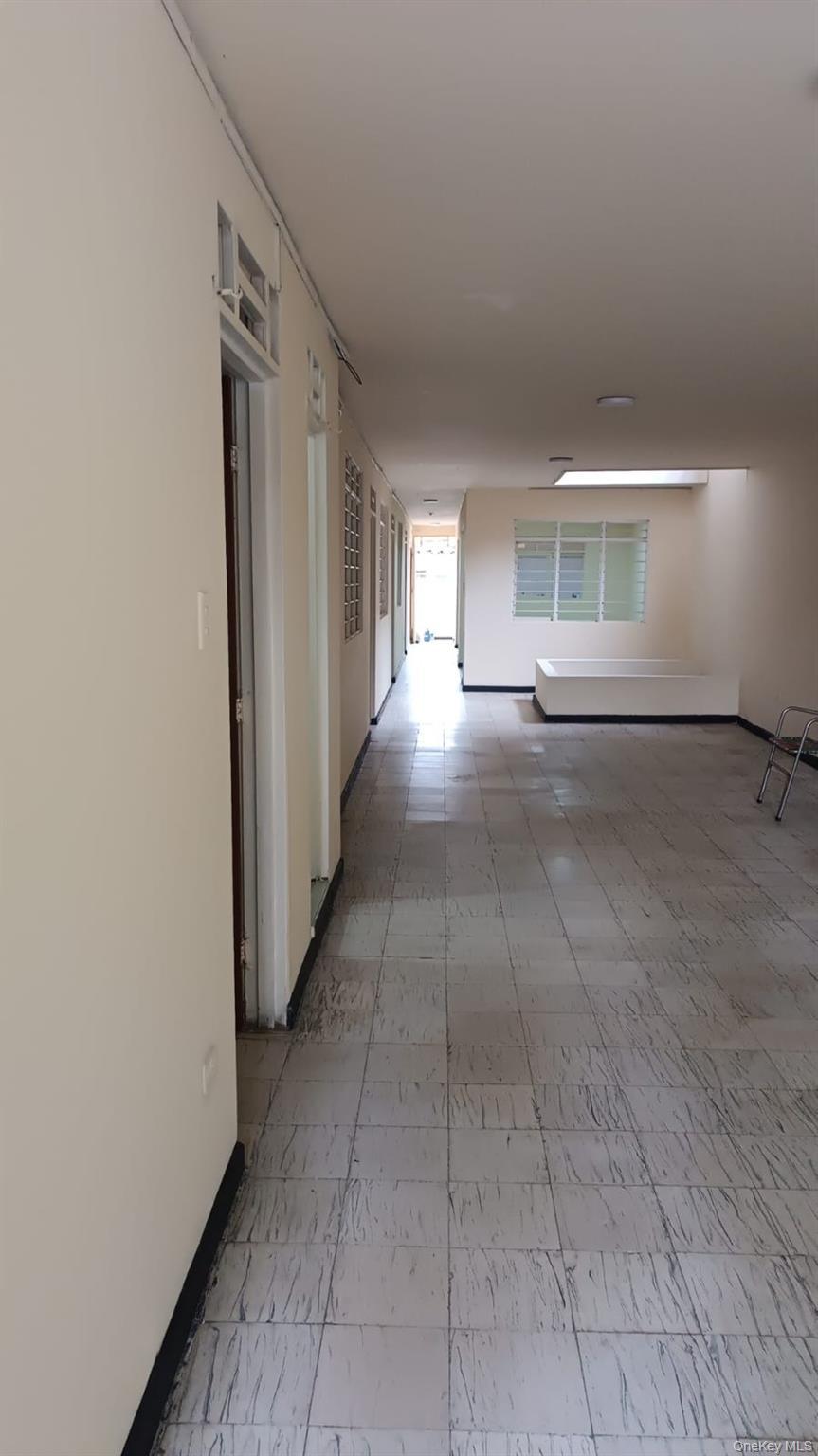 Single Family Cl. 44 # 12-51,  Comuna 8,  Cali,  Valle Del Cauca,   Out Of Area, NY 760041, MLS-912353-8