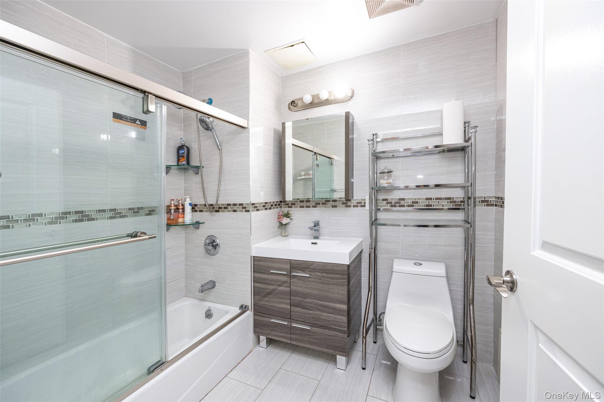 Condo Booth Memorial  Queens, NY 11355, MLS-912428-8