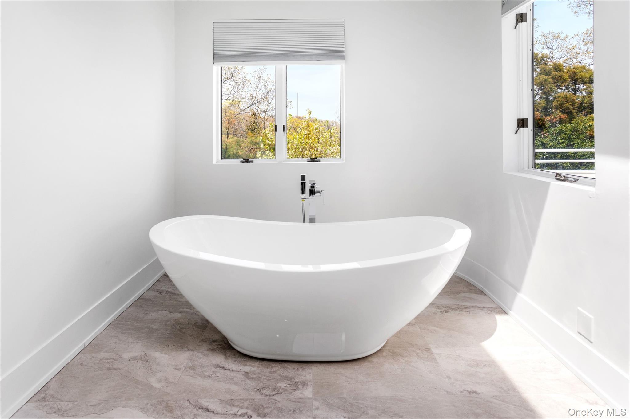 Single Family Osprey Suffolk County, NY 11777, MLS-912454-22