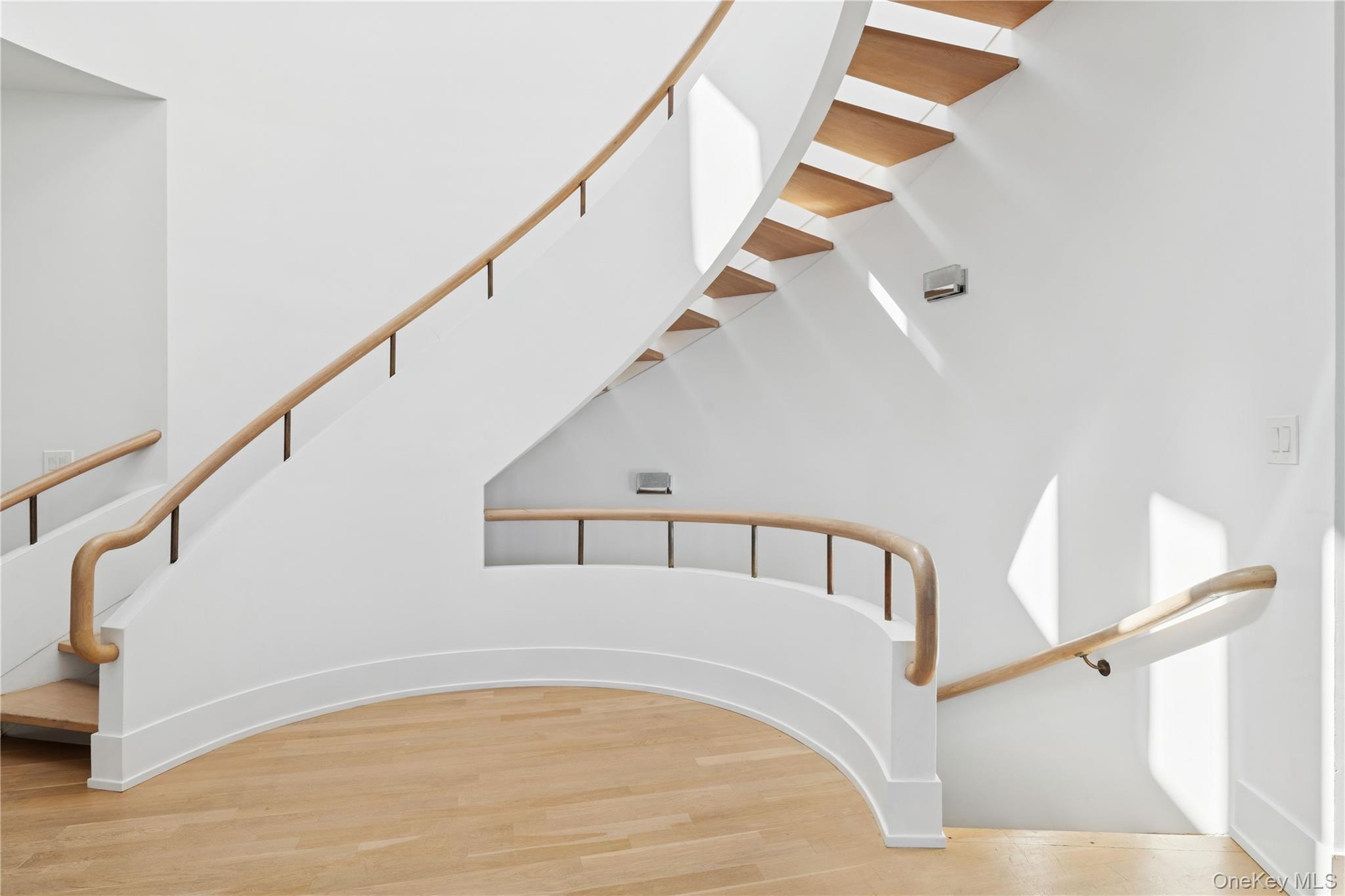 Single Family Osprey Suffolk County, NY 11777, MLS-912454-27