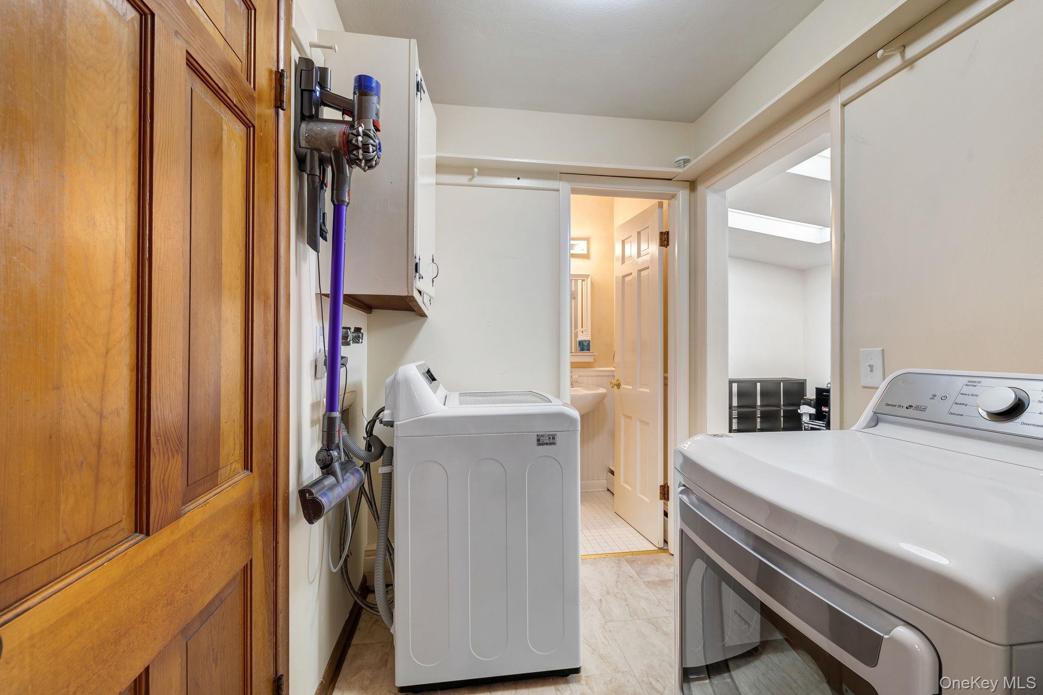 Single Family Timberline  Dutchess County, NY 12603, MLS-912484-15