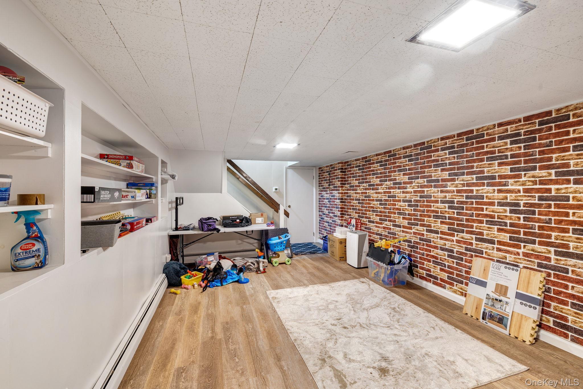 Single Family Timberline  Dutchess County, NY 12603, MLS-912484-31