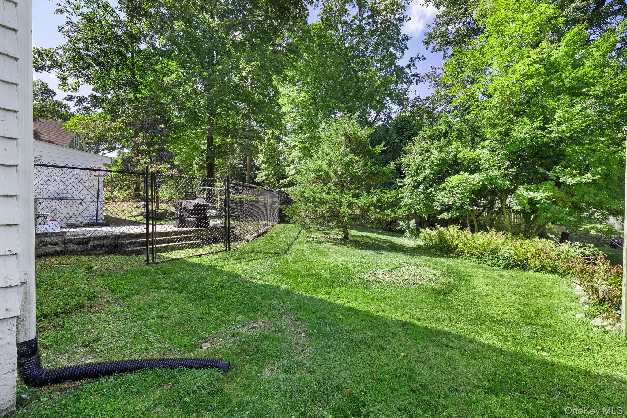 Single Family Timberline  Dutchess County, NY 12603, MLS-912484-34