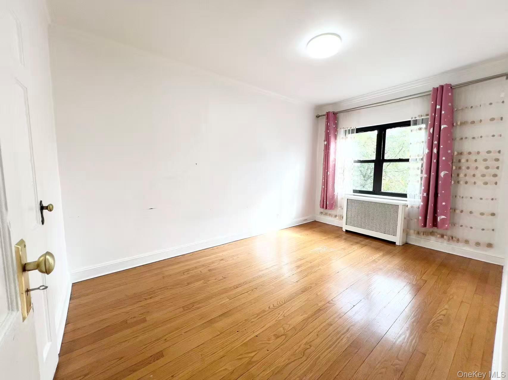 Single Family Austin  Queens, NY 11374, MLS-912486-10