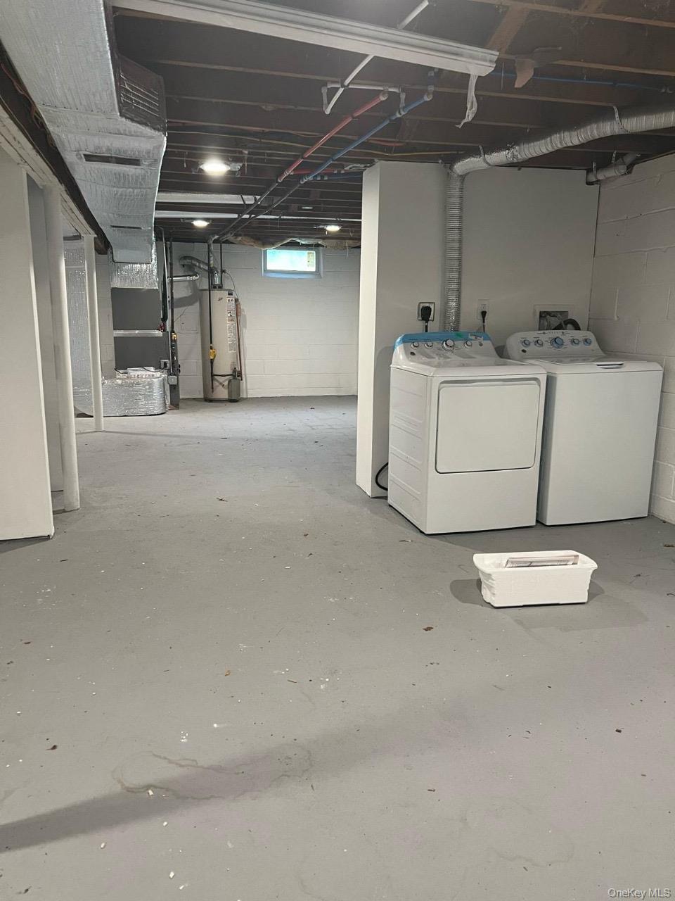 Single Family Lakewood Suffolk County, NY 11779, MLS-912495-11