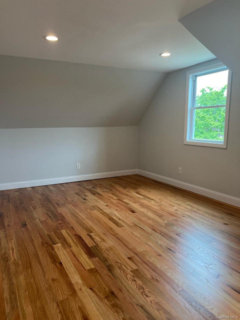 Single Family Lakewood Suffolk County, NY 11779, MLS-912495-5