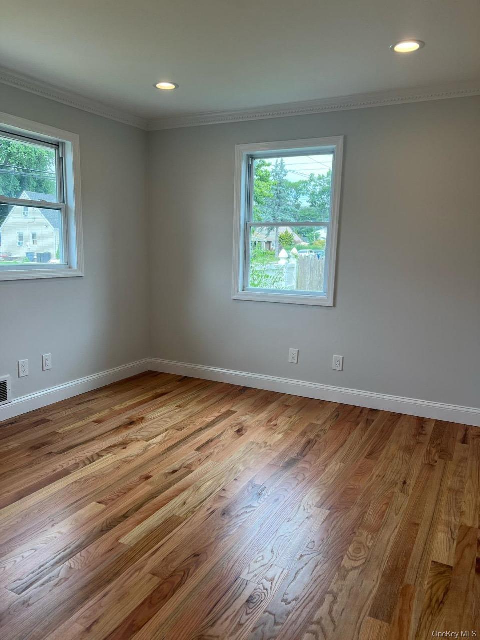 Single Family Lakewood Suffolk County, NY 11779, MLS-912495-6