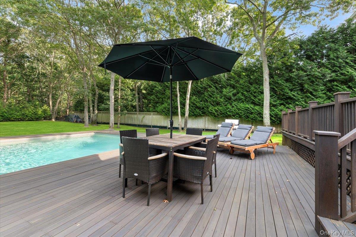 Single Family West Gate Suffolk County, NY 11937, MLS-912521-36