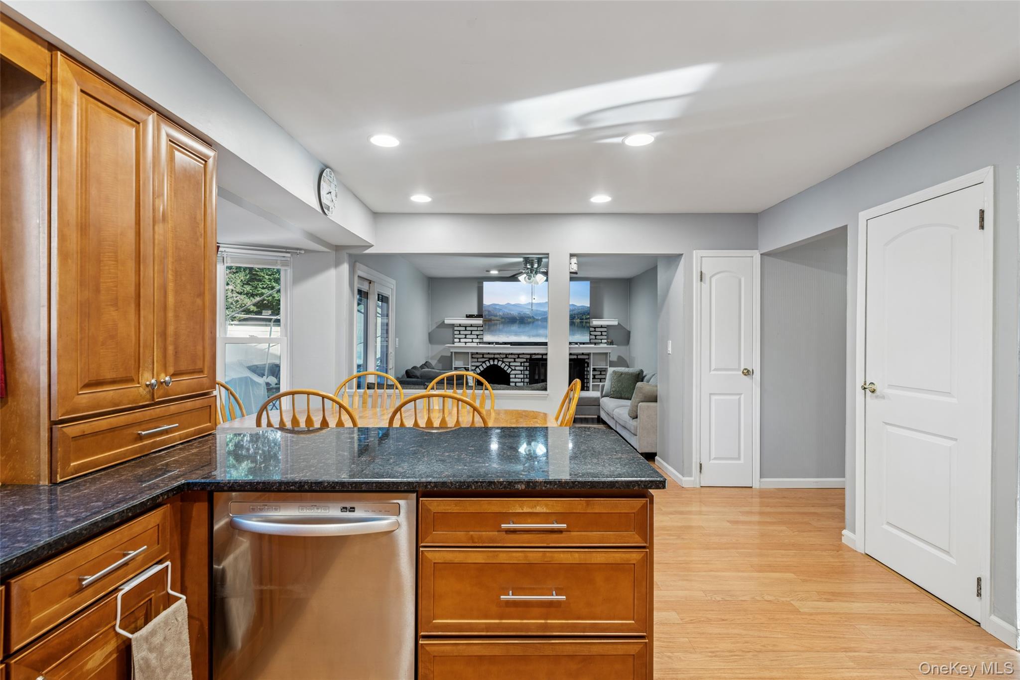 Single Family Parkridge  Suffolk County, NY 11776, MLS-912537-11