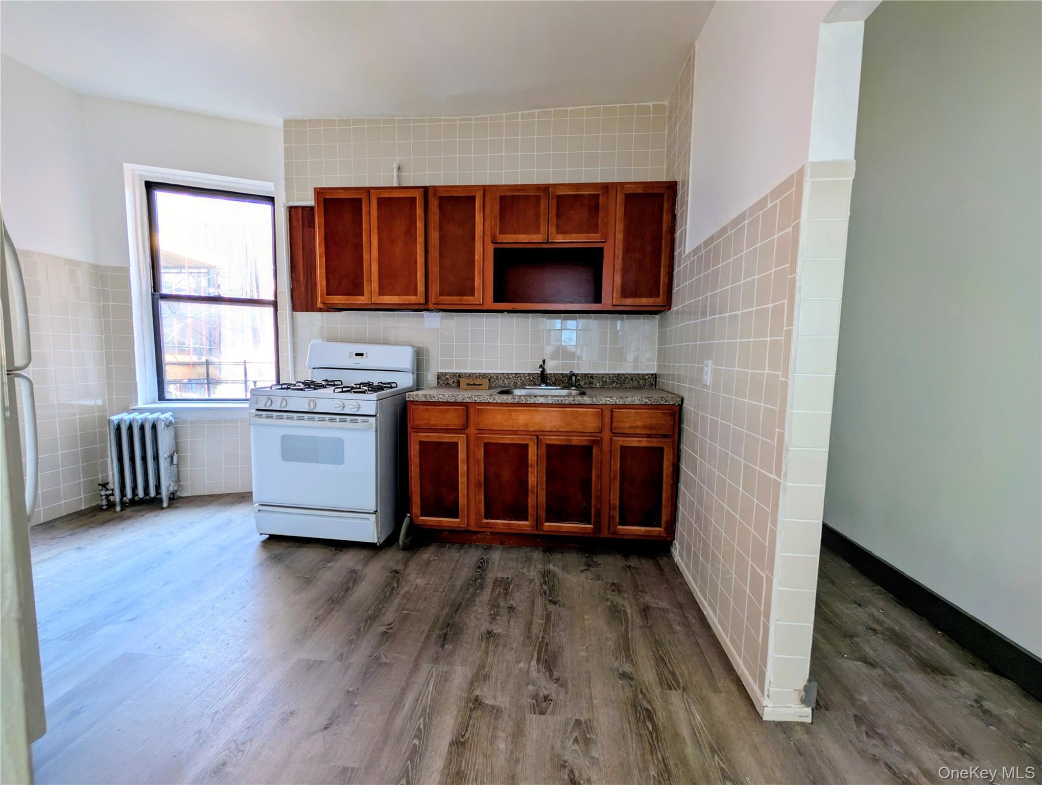 Coop 4th  Brooklyn, NY 11211, MLS-912542-2