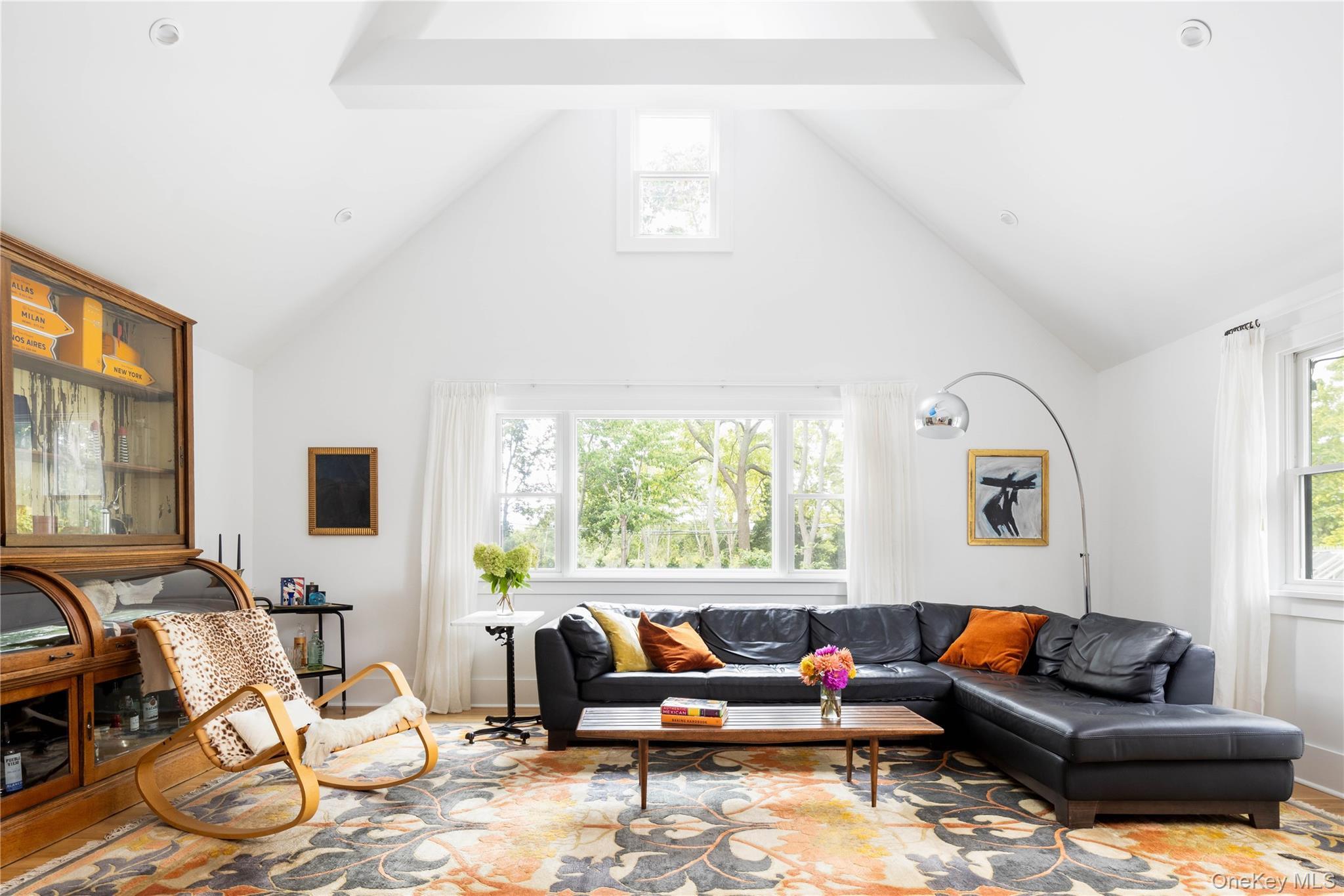 Single Family Main  Suffolk County, NY 11901, MLS-912551-10