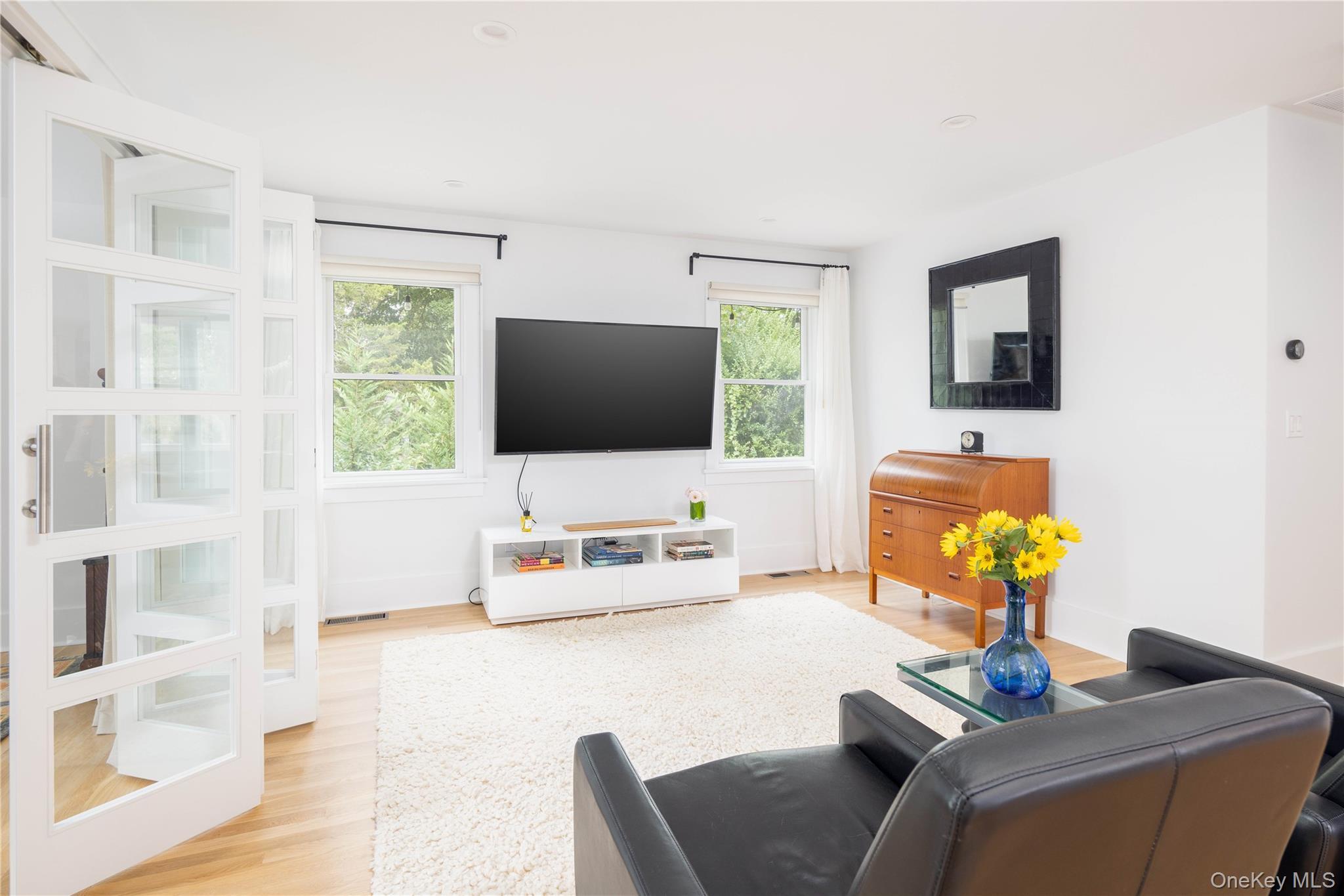 Single Family Main  Suffolk County, NY 11901, MLS-912551-13