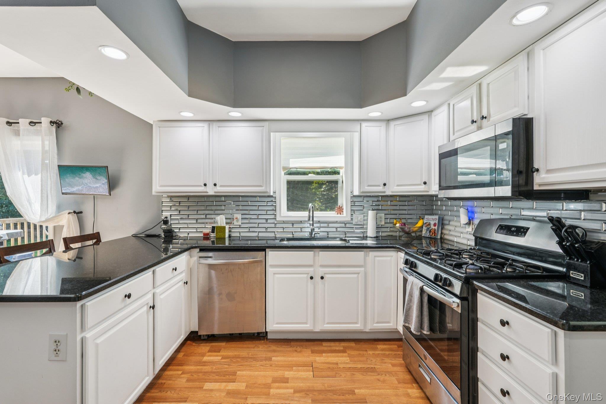 Single Family Sherman Orange County, NY 12586, MLS-912566-8