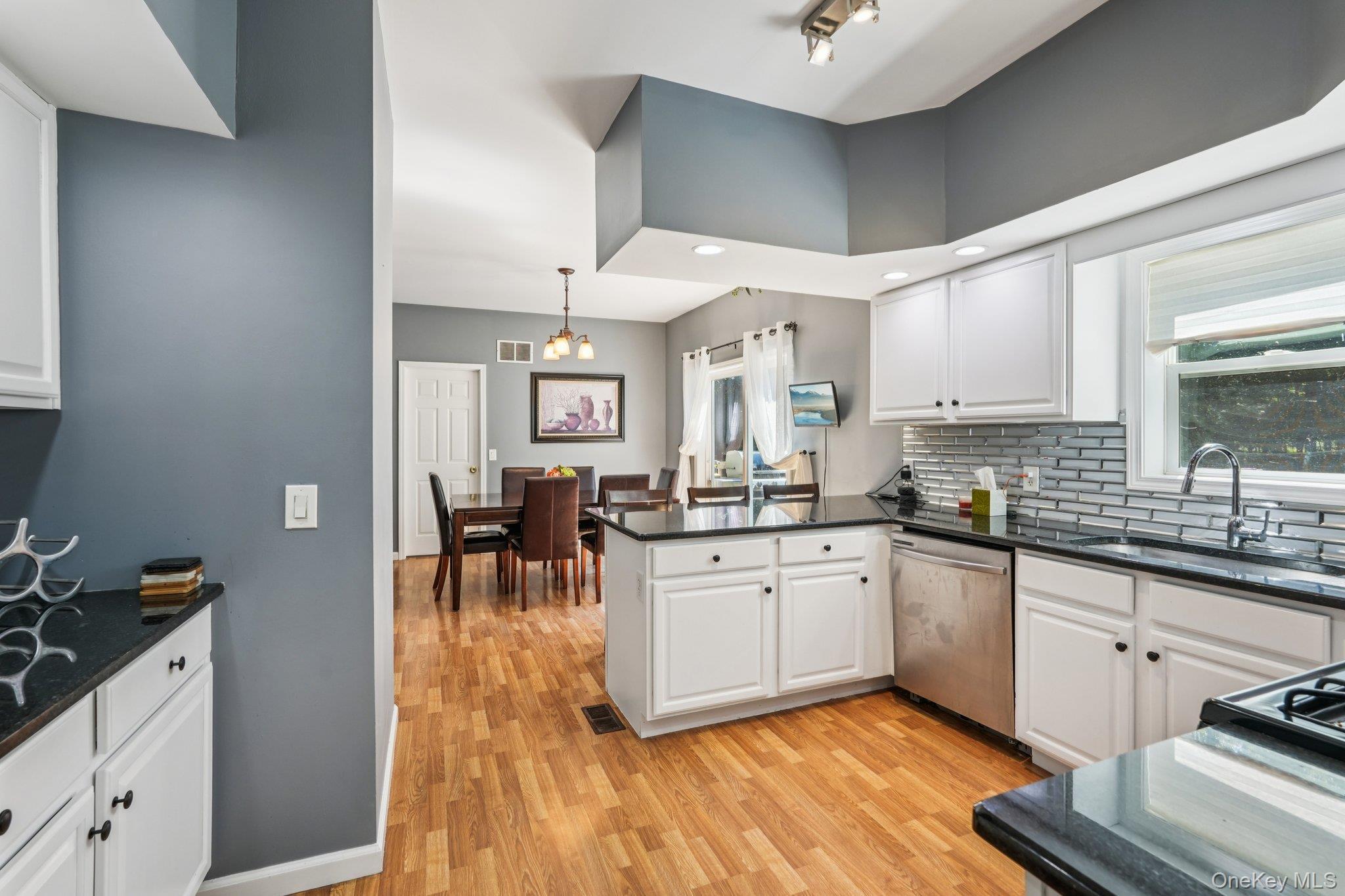 Single Family Sherman Orange County, NY 12586, MLS-912566-9