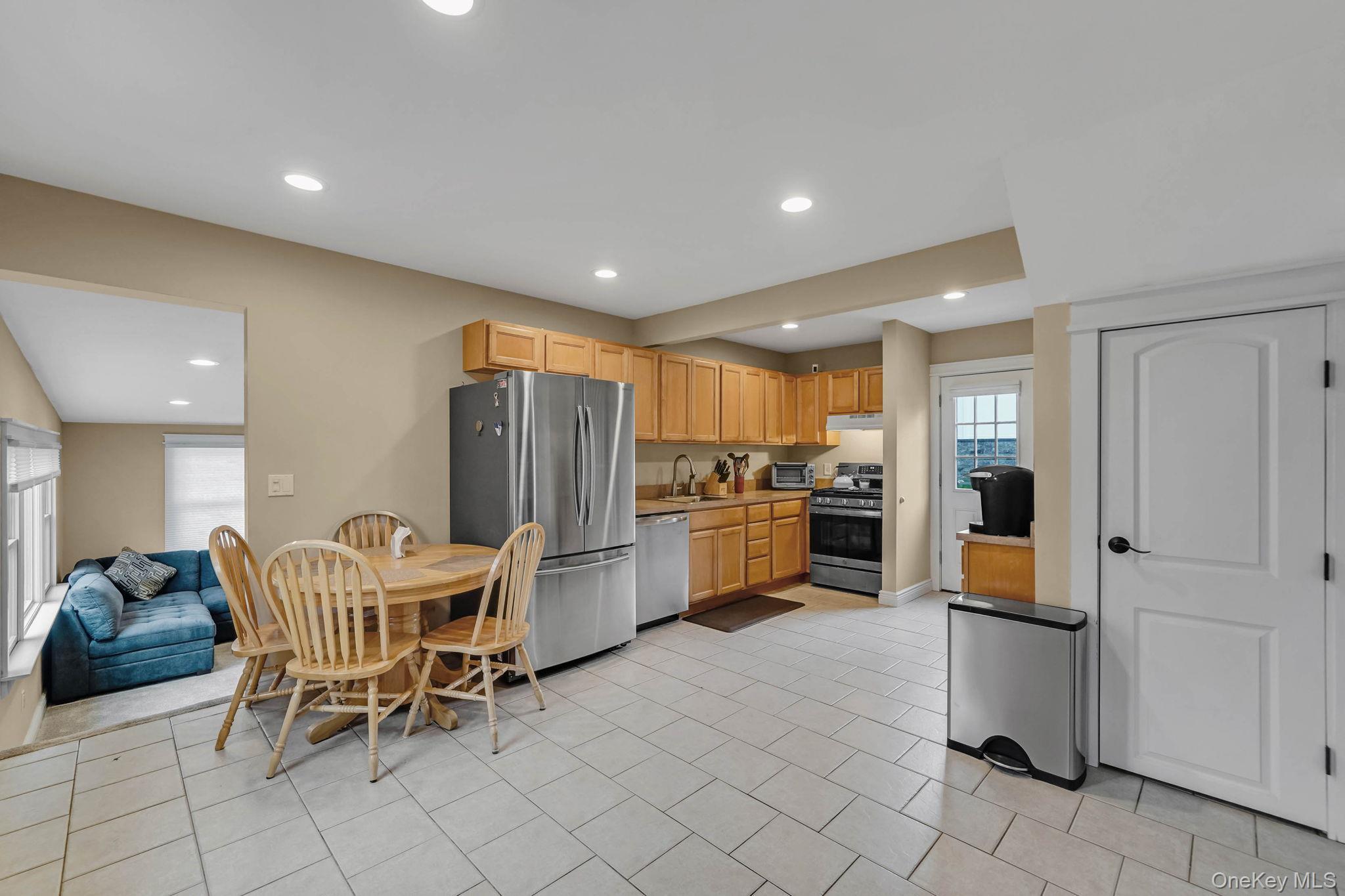 Single Family Tulip  Suffolk County, NY 11754, MLS-912569-11