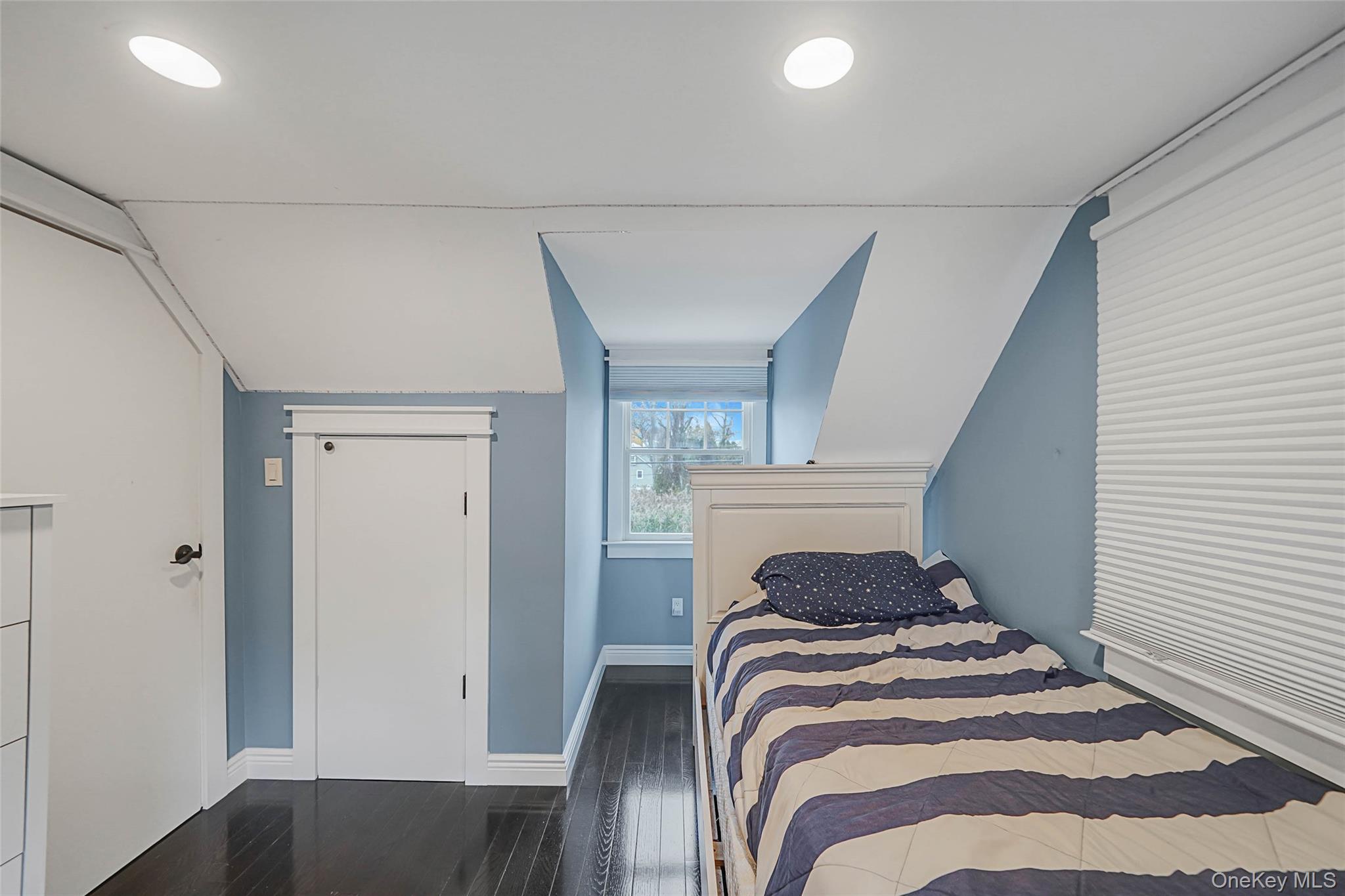 Single Family Tulip  Suffolk County, NY 11754, MLS-912569-19