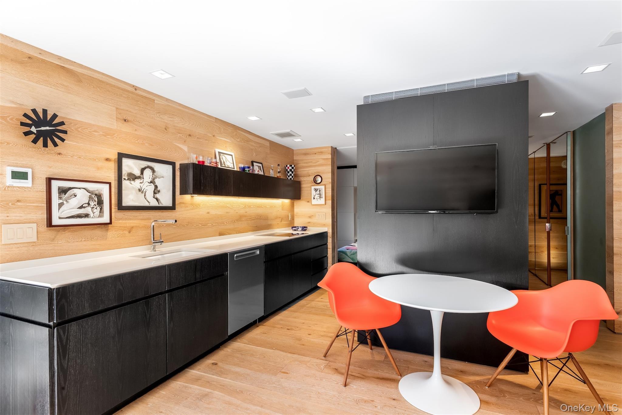 Coop Atlantic  Suffolk County, NY 11782, MLS-912589-5