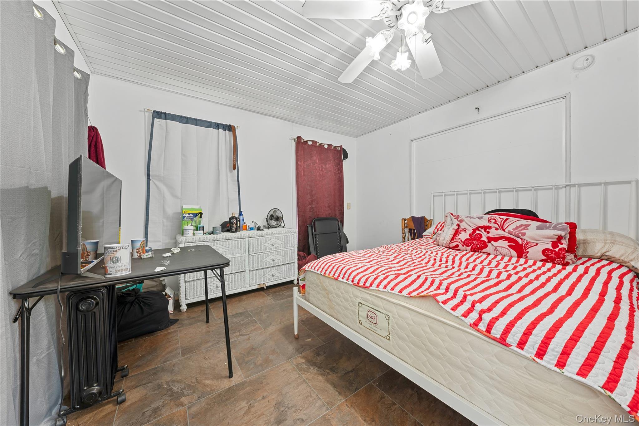 Single Family Edwards  Suffolk County, NY 11933, MLS-912598-18