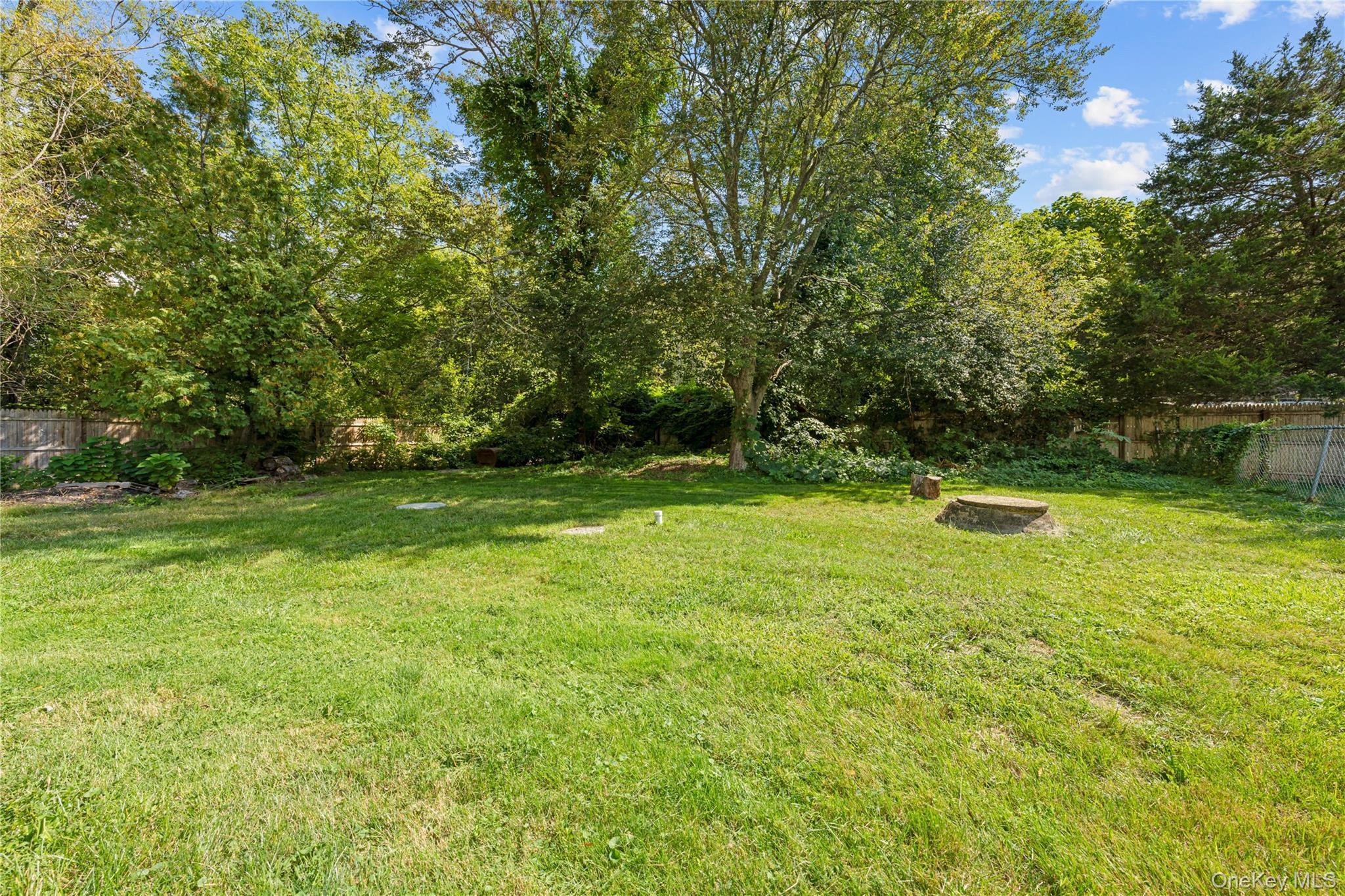 Single Family Edwards  Suffolk County, NY 11933, MLS-912598-21