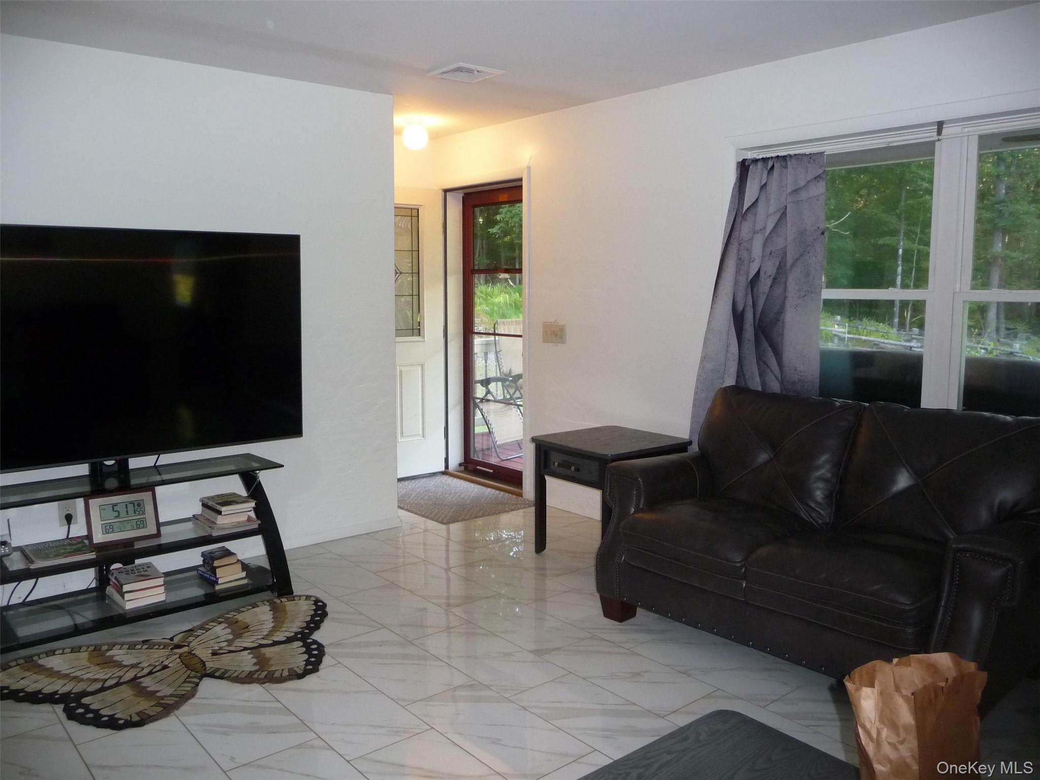 Single Family Franke Orange County, NY 12746, MLS-912640-4