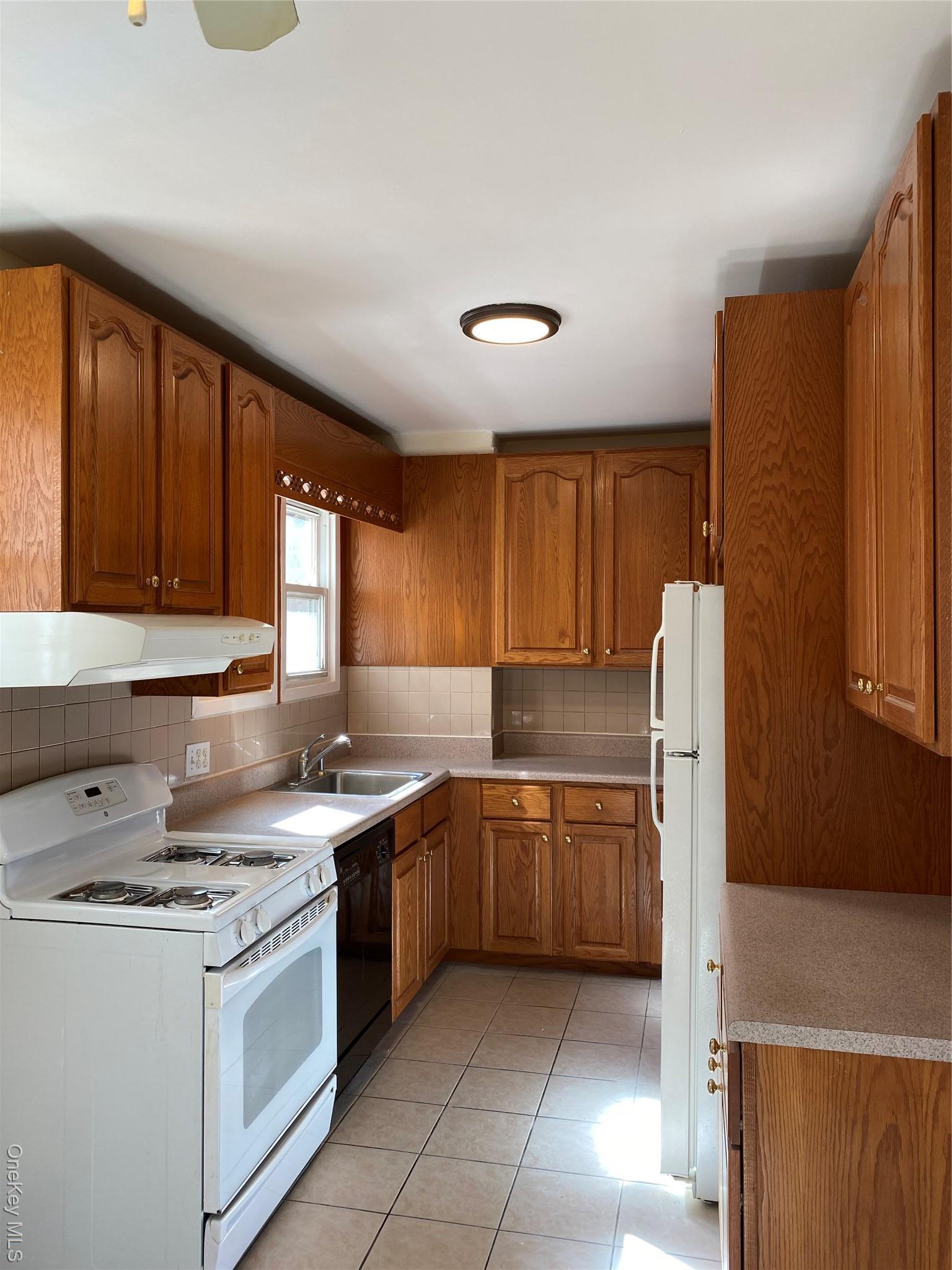 Single Family 42nd Queens, NY 11361, MLS-912659-8