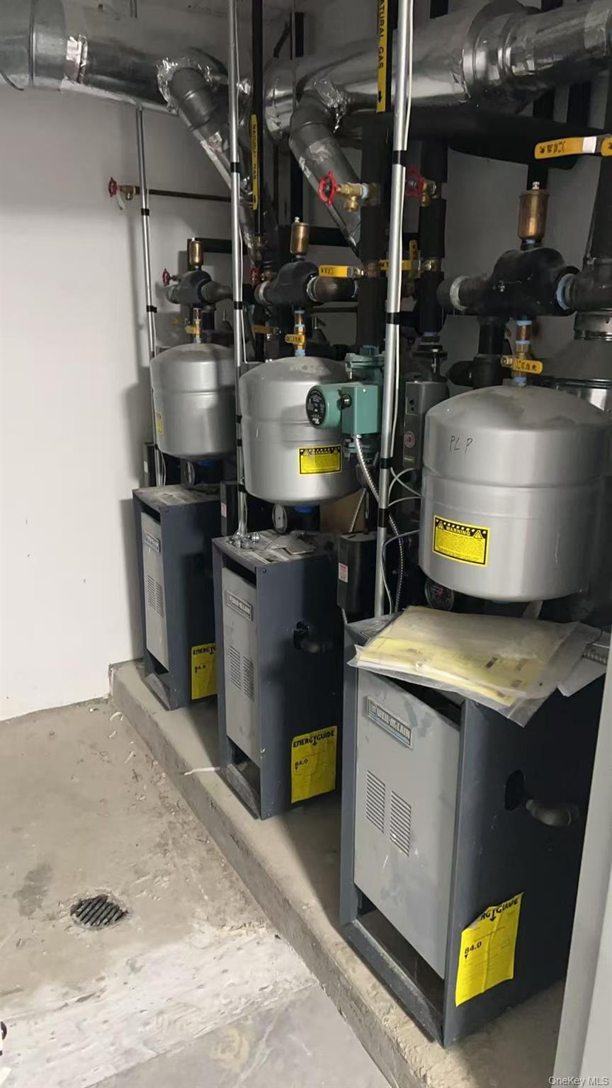 Single Family Clarence Bronx, NY 10465, MLS-912675-14