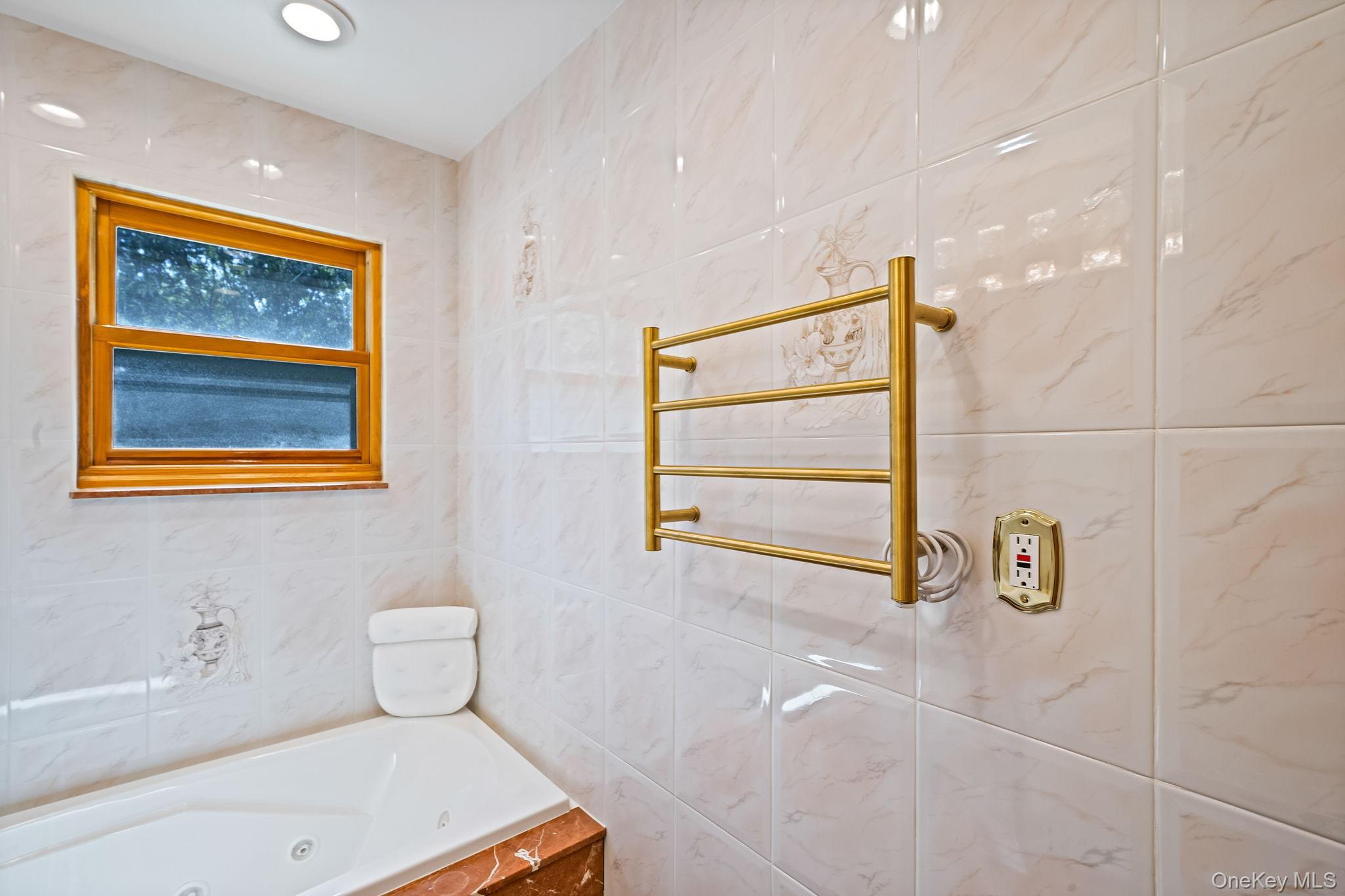 Single Family 80th Queens, NY 11385, MLS-912709-13