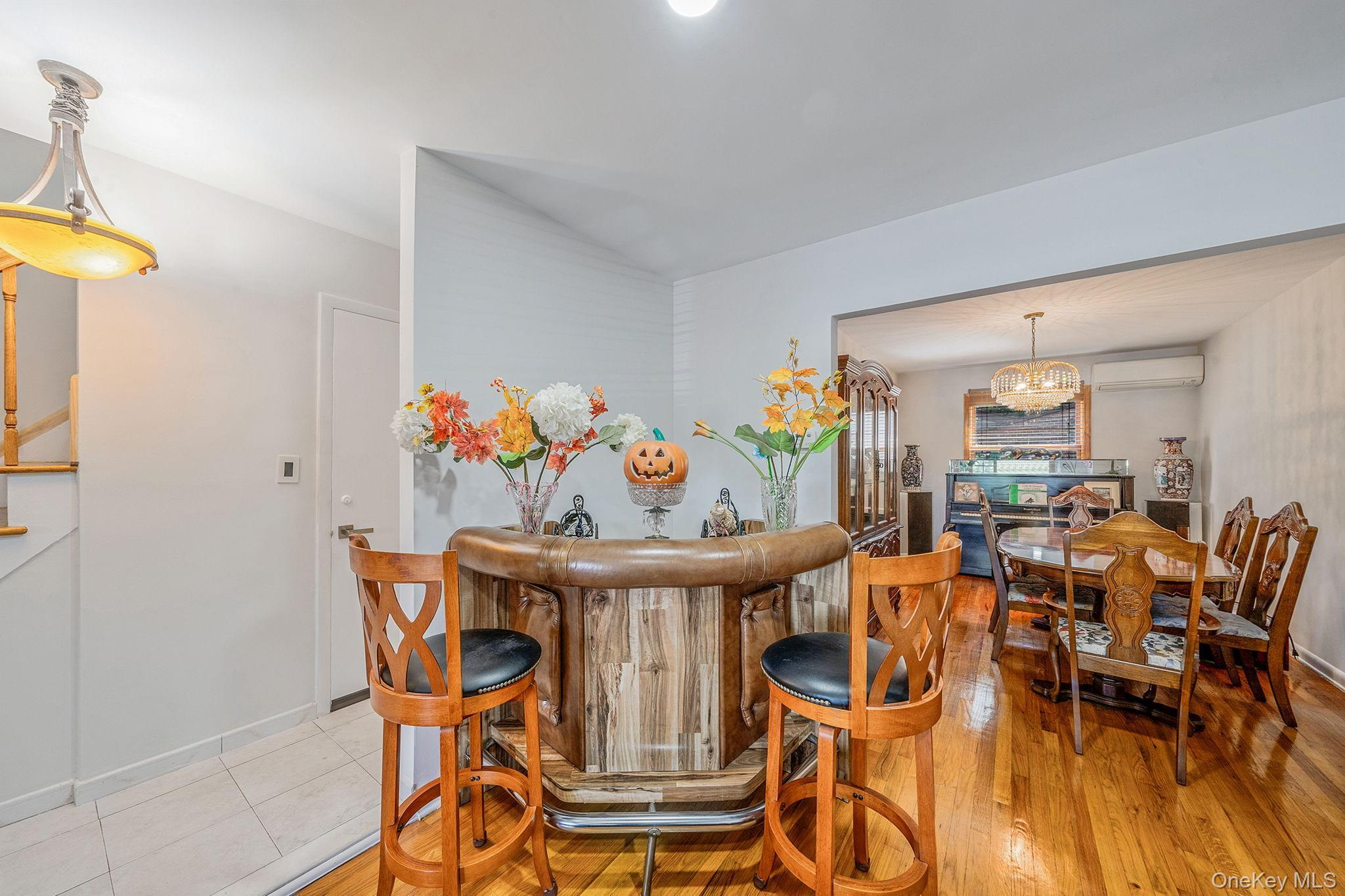 Single Family 80th Queens, NY 11385, MLS-912709-23