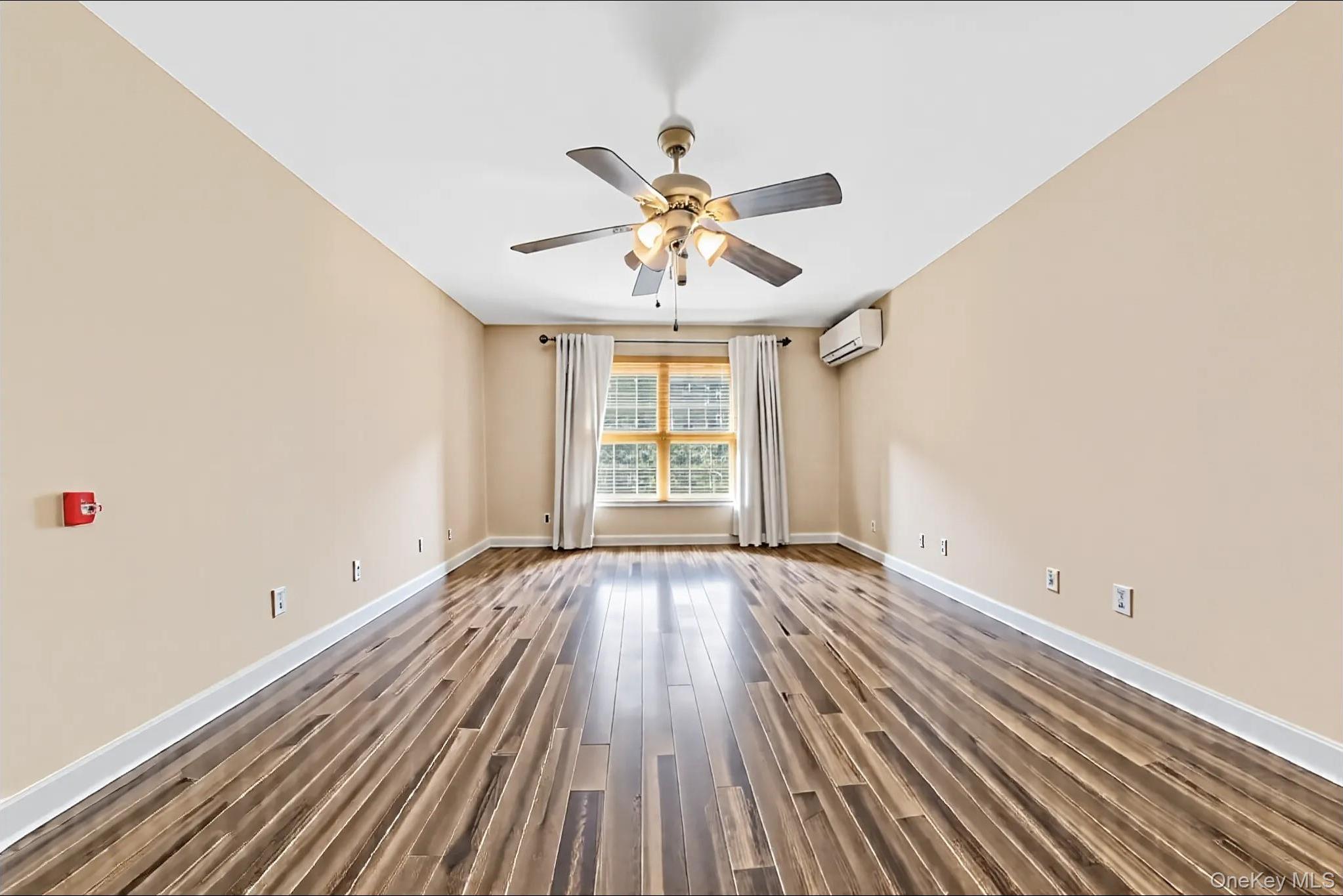 Single Family 80th Queens, NY 11385, MLS-912709-7