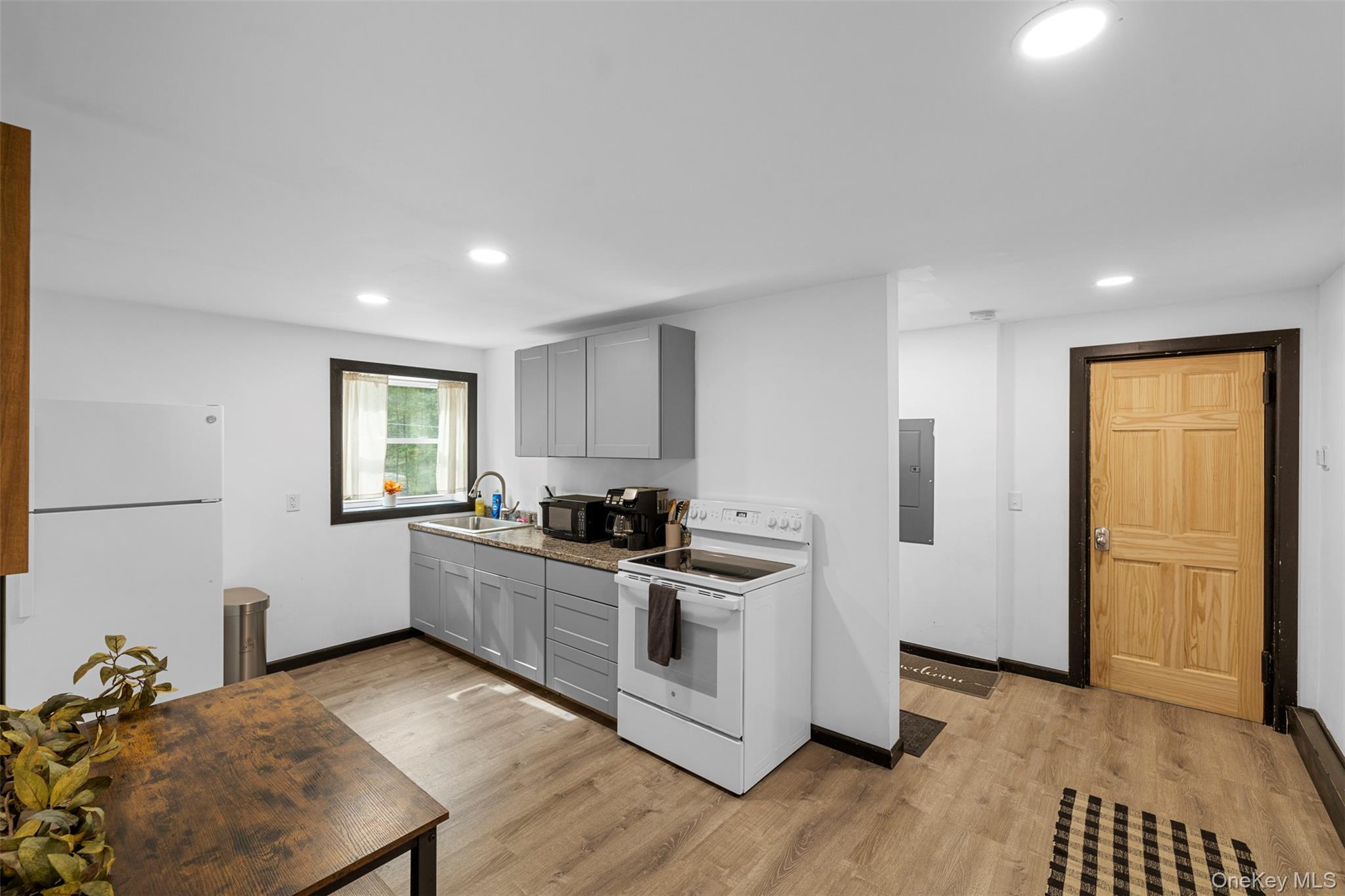 Single Family May Sullivan County, NY 12737, MLS-912725-39