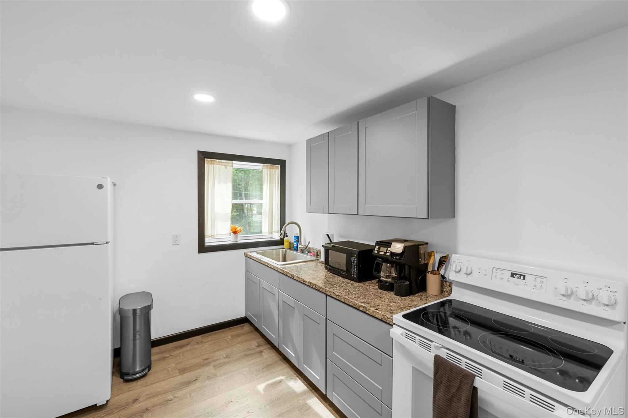 Single Family May Sullivan County, NY 12737, MLS-912725-40