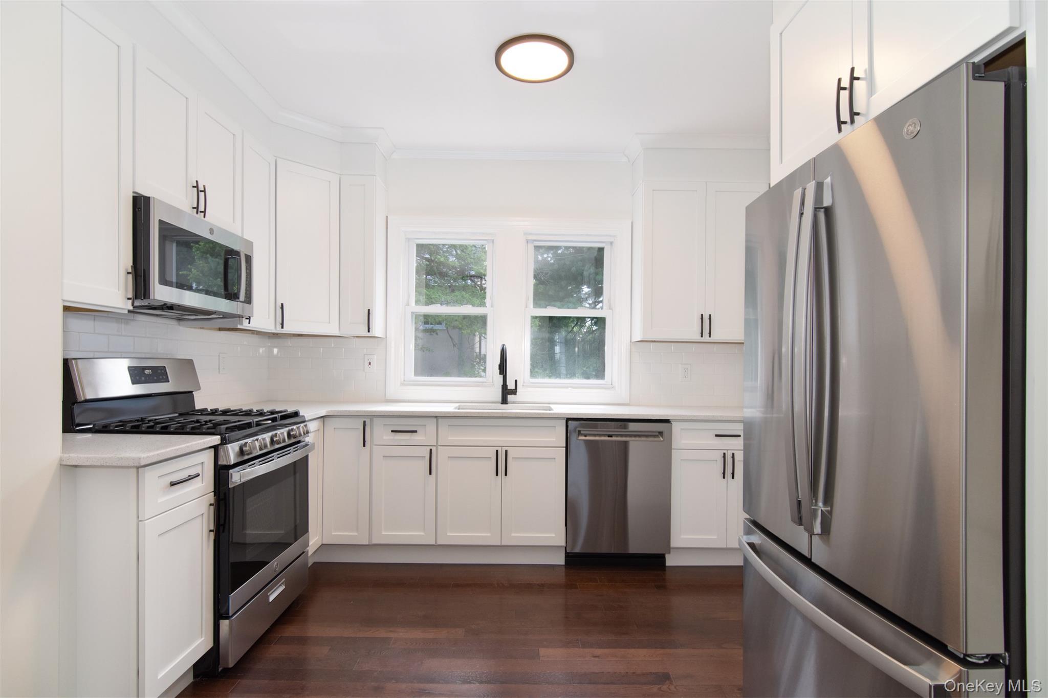 Single Family Palisade  Westchester County, NY 10703, MLS-912729-18