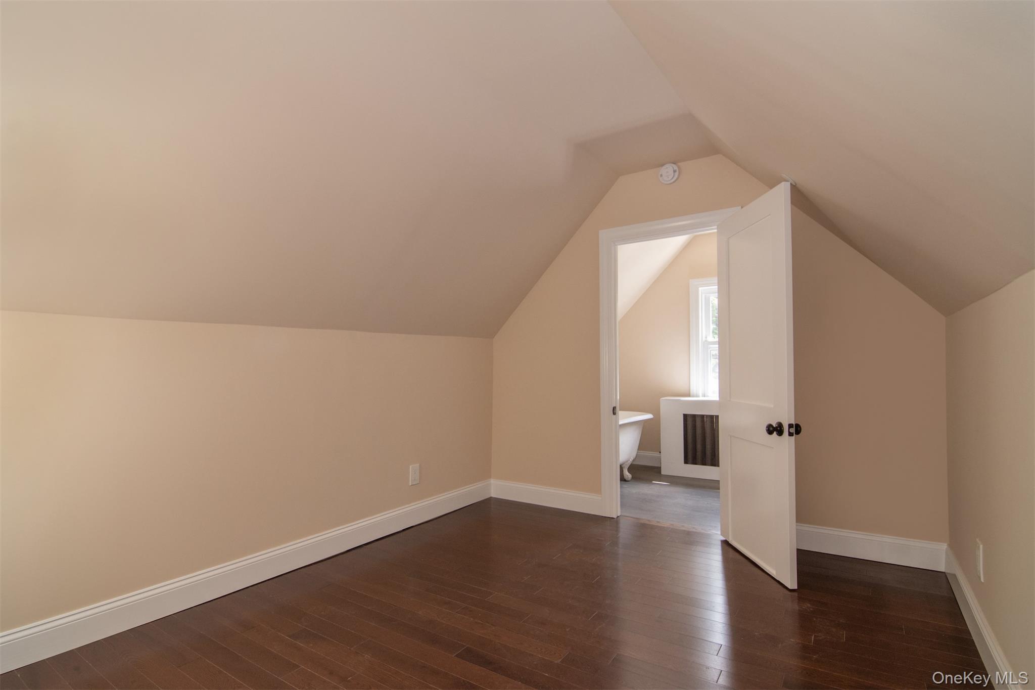 Single Family Palisade  Westchester County, NY 10703, MLS-912729-28