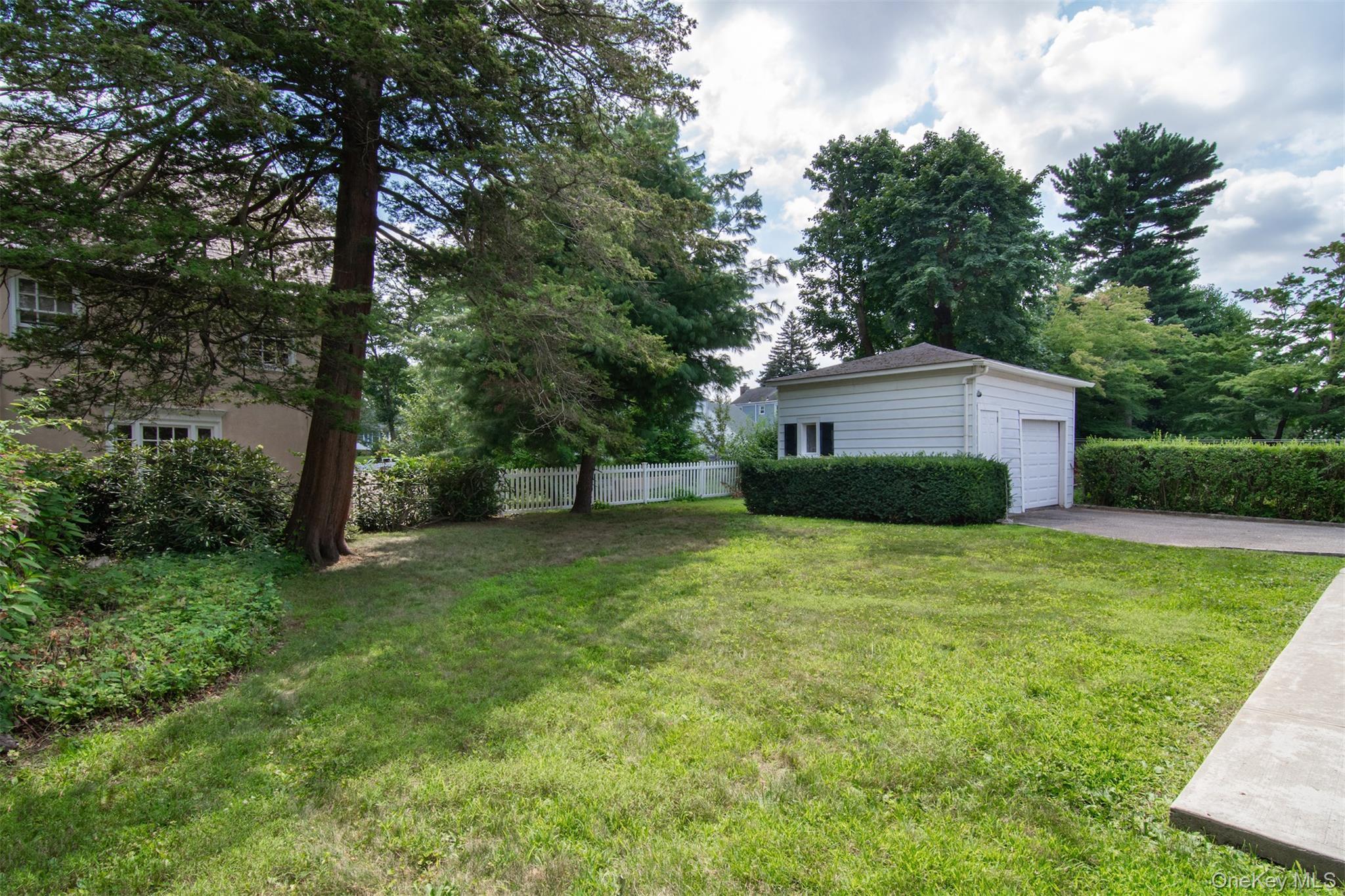 Single Family Palisade  Westchester County, NY 10703, MLS-912729-35