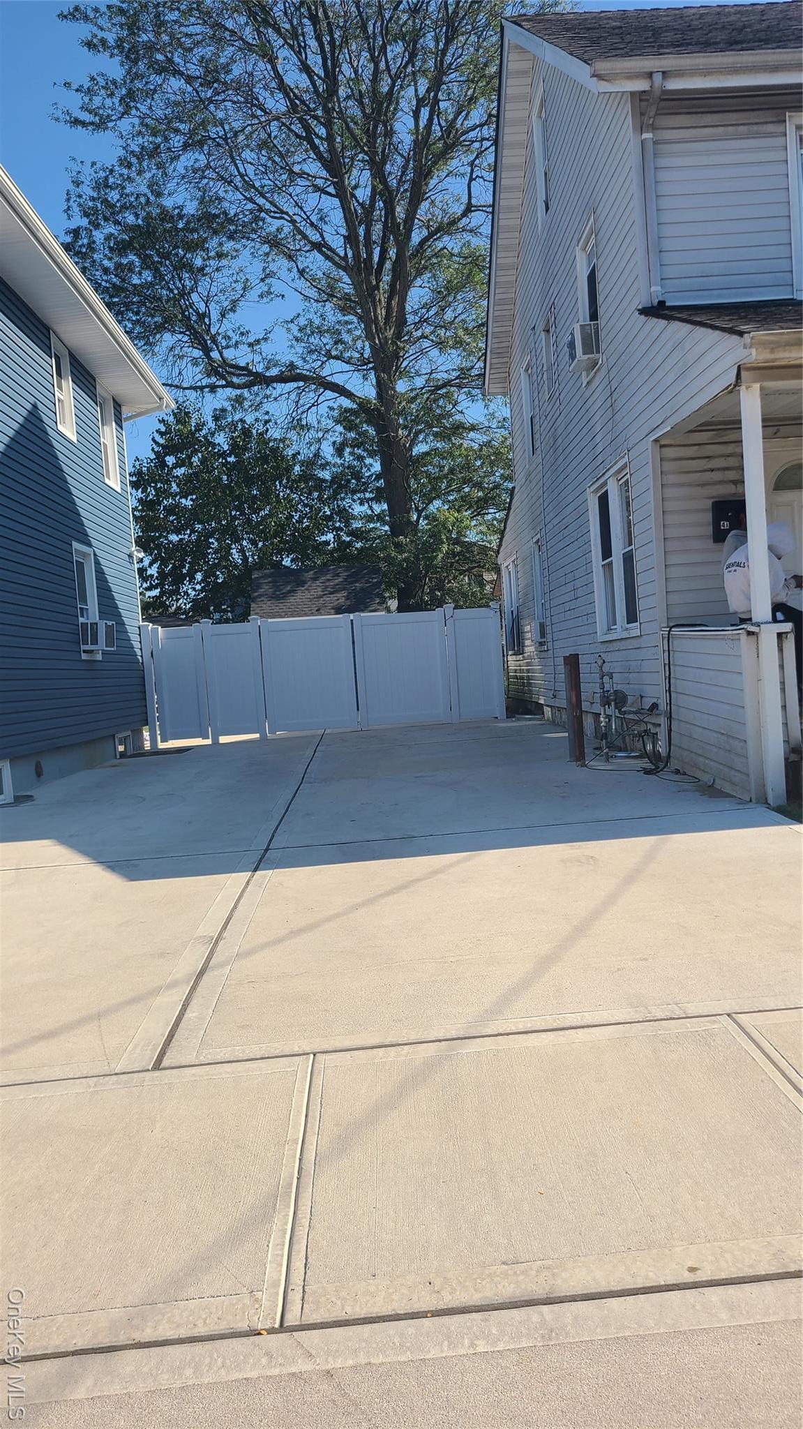 Single Family Duryea  Nassau County, NY 11550, MLS-912747-2