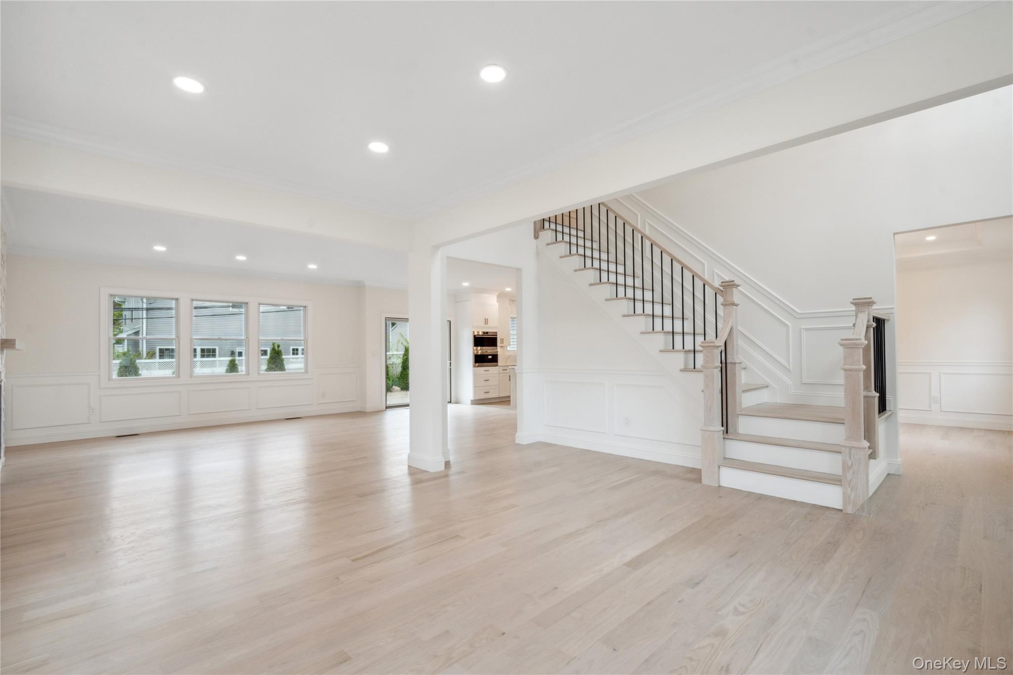 Single Family Lorraine Nassau County, NY 11791, MLS-912763-3