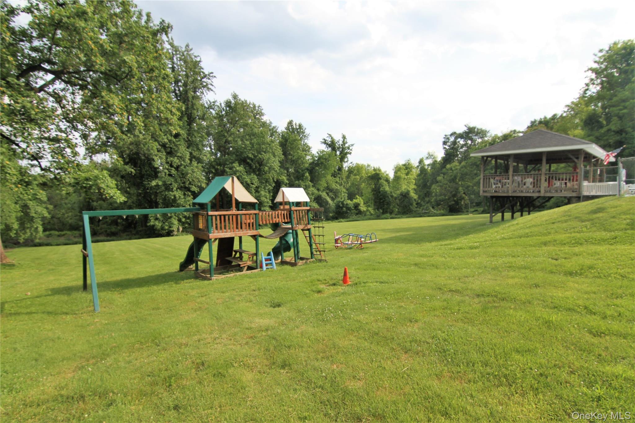 Coop Sylvan Lake  Dutchess County, NY 12533, MLS-912779-34