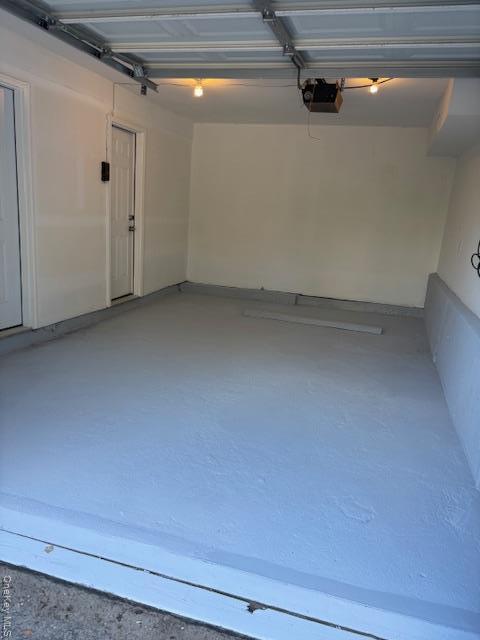 Single Family Drive  Suffolk County, NY 11715, MLS-912784-29