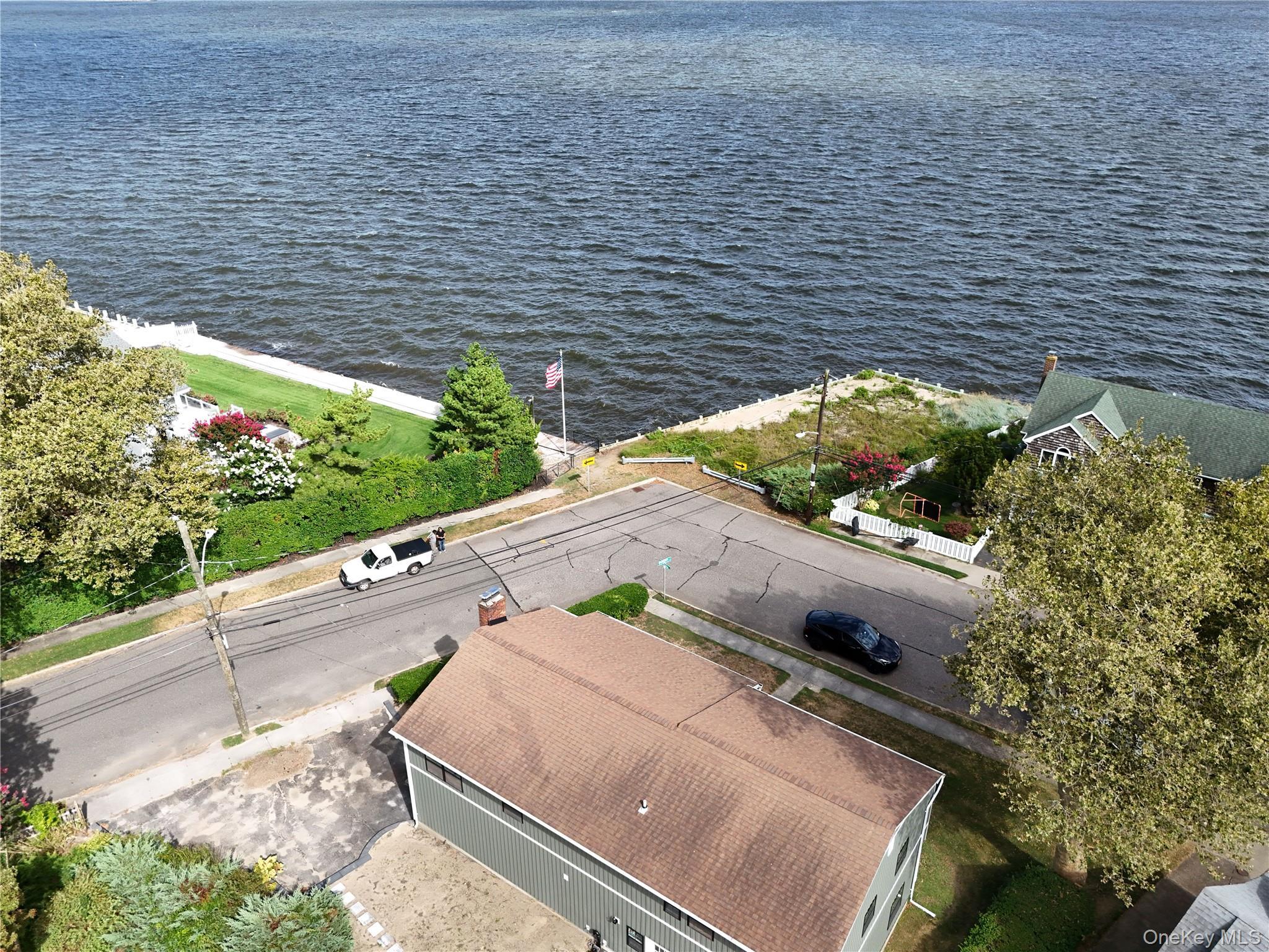 Single Family Drive  Suffolk County, NY 11715, MLS-912784-3