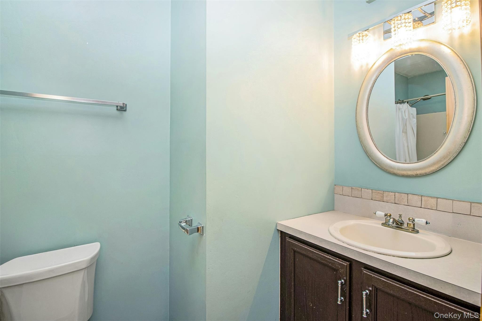 Single Family Hillcrest Suffolk County, NY 11957, MLS-912798-15