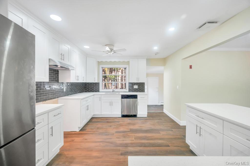 Single Family Jerusalem  Nassau County, NY 11783, MLS-912807-20