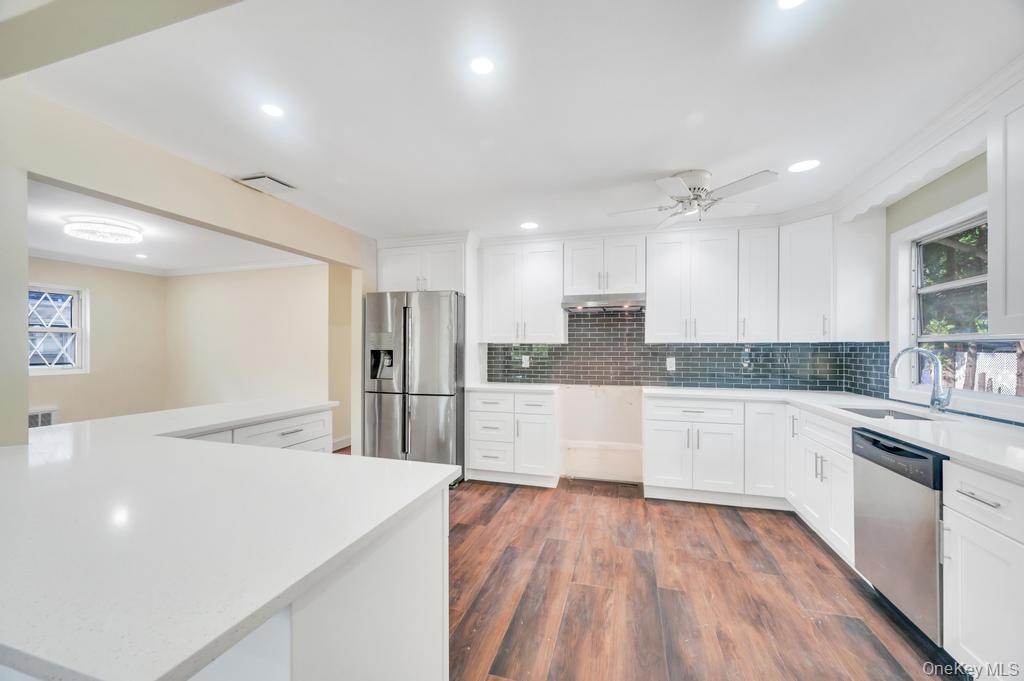 Single Family Jerusalem  Nassau County, NY 11783, MLS-912807-22