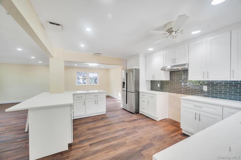 Single Family Jerusalem  Nassau County, NY 11783, MLS-912807-23