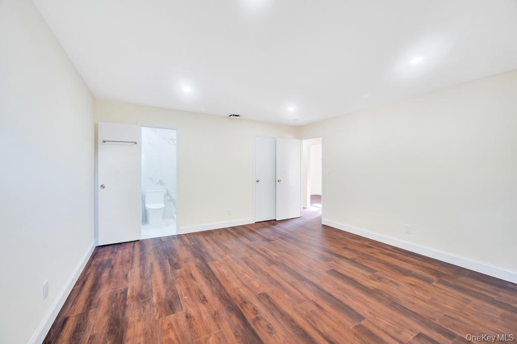 Single Family Jerusalem  Nassau County, NY 11783, MLS-912807-35