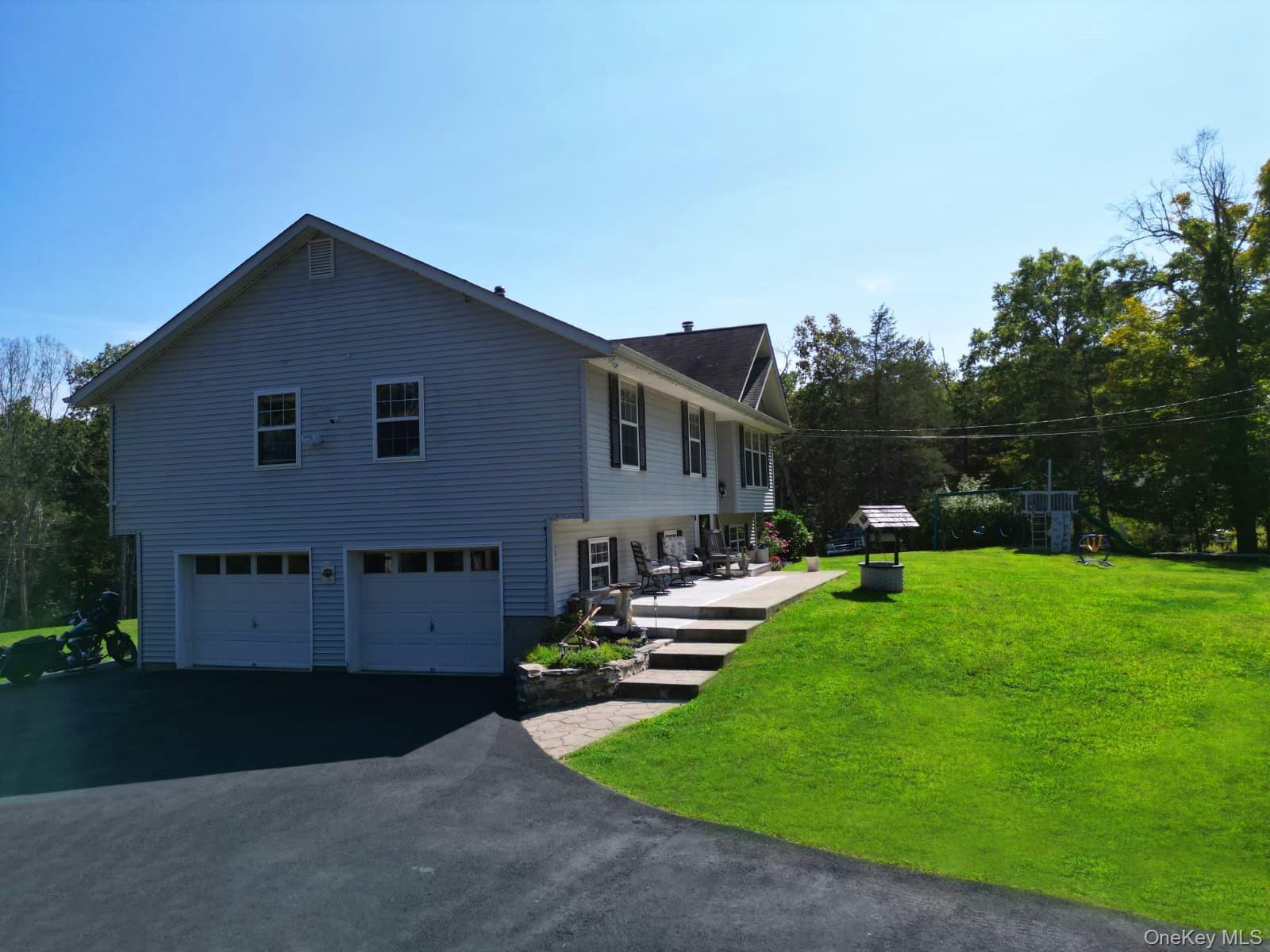 Single Family Twin Arch  Orange County, NY 12575, MLS-912842-2