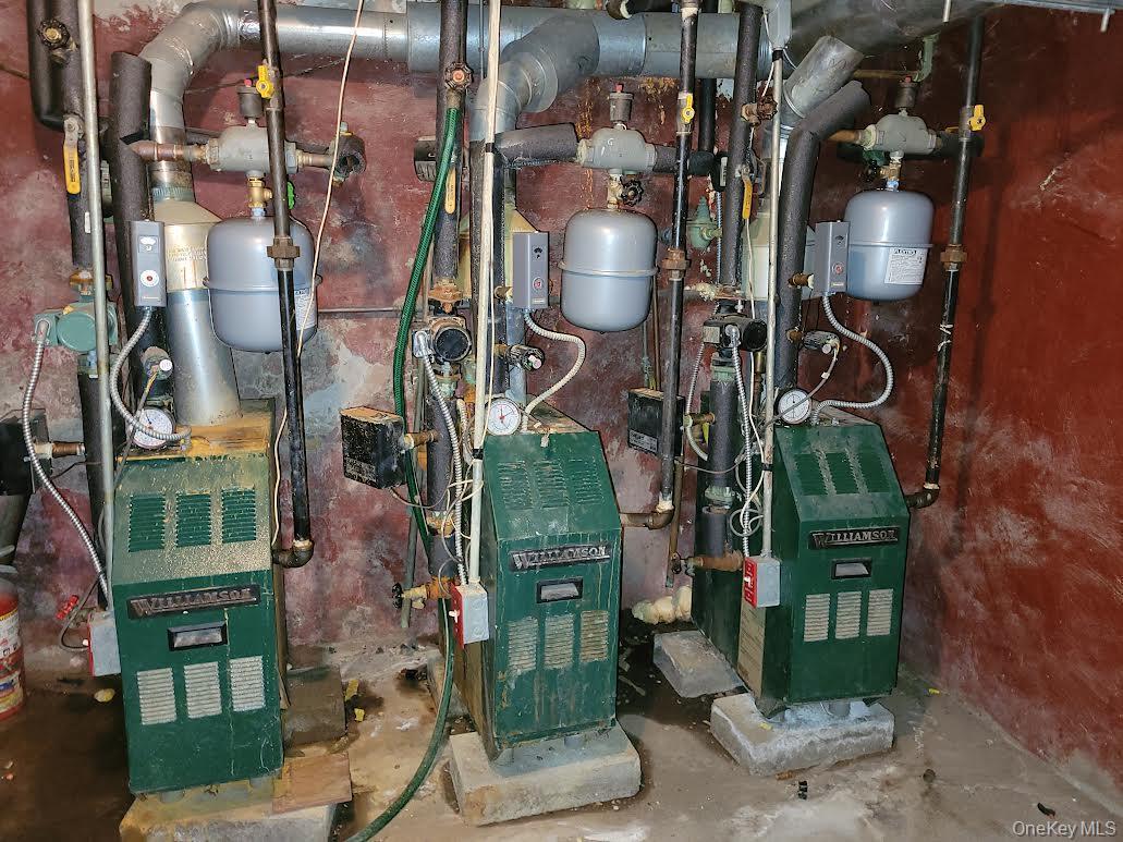 Commercial Sale Wyckoff  Brooklyn, NY 11237, MLS-912883-24