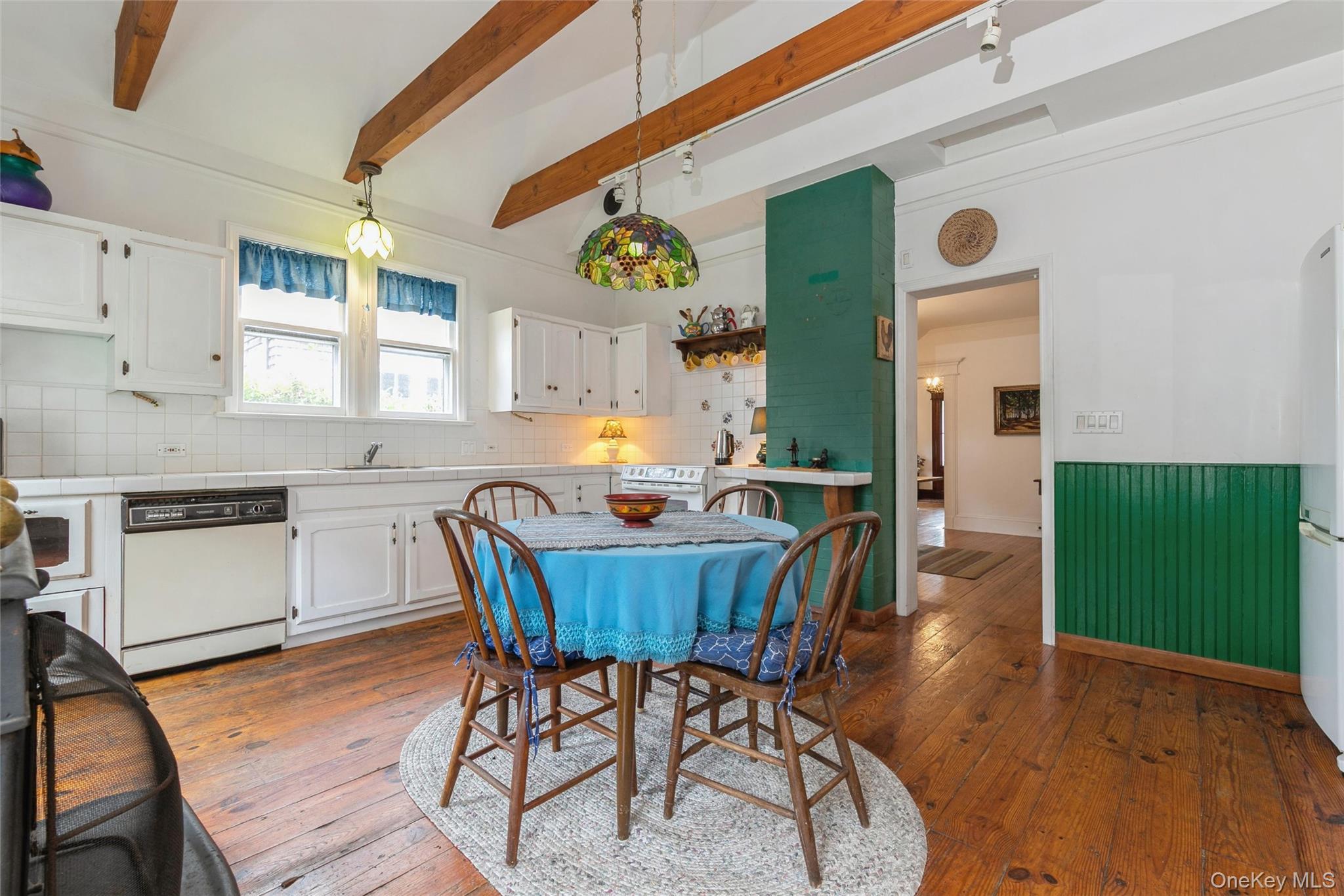 Single Family 1st  Suffolk County, NY 11944, MLS-912884-10