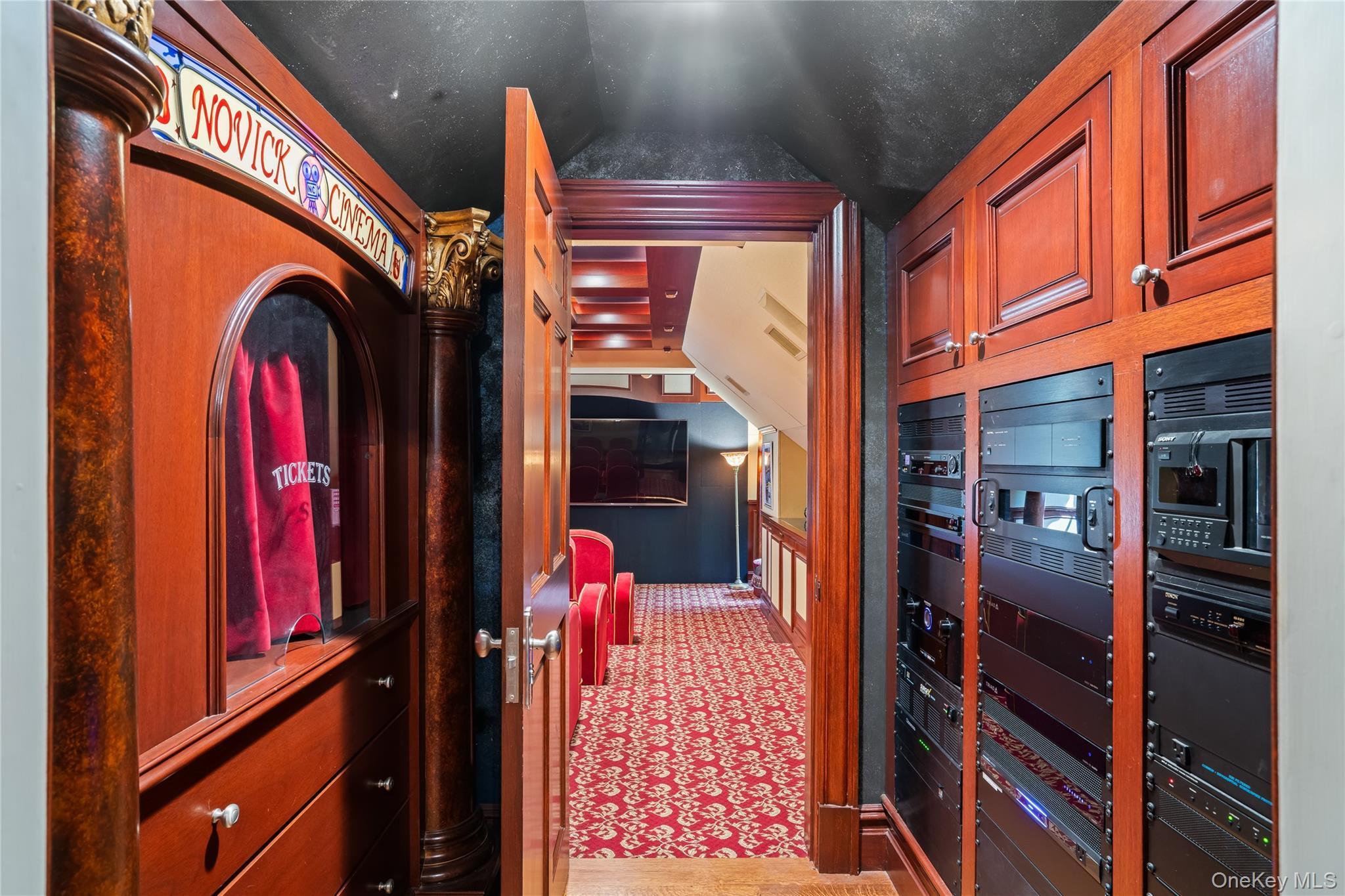 Single Family Bryant Nassau County, NY 11576, MLS-912885-37